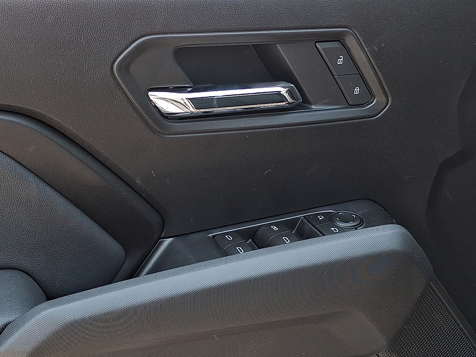 2026 Chevrolet Colorado LT, 4WD - Sterling Gray Metallic - GXD exterior view 10