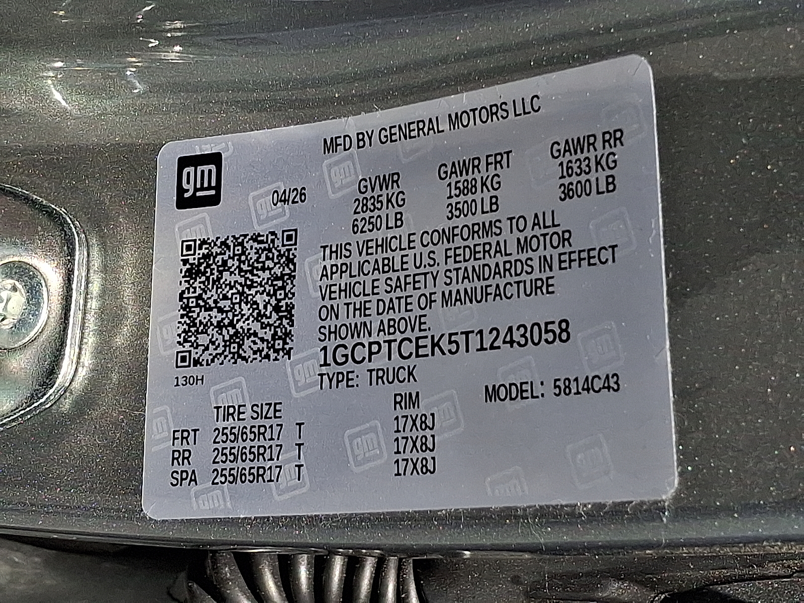 2026 Chevrolet Colorado LT, 4WD - Sterling Gray Metallic - GXD exterior view 16