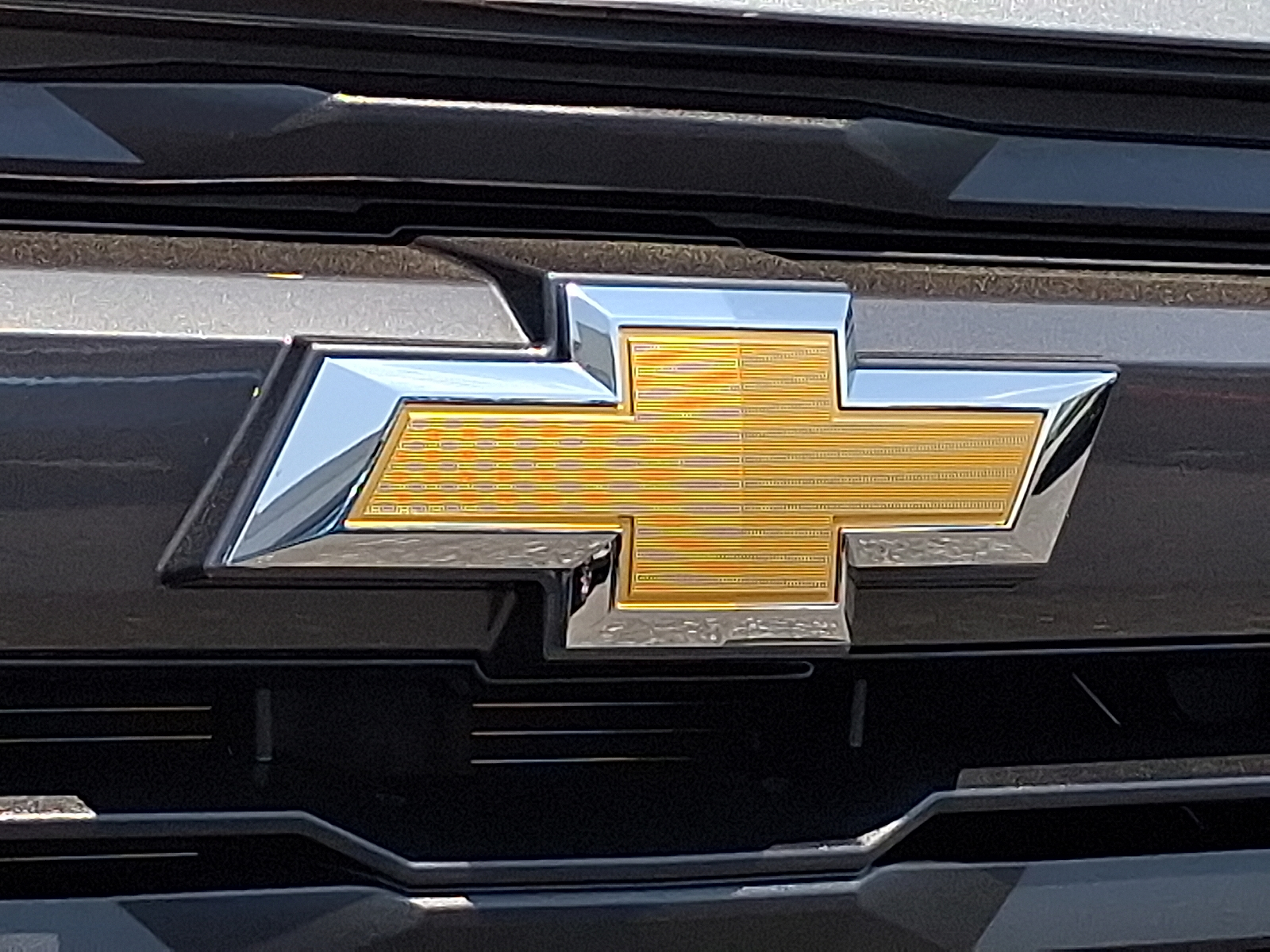 2026 Chevrolet Colorado LT, 4WD - Sterling Gray Metallic - GXD exterior view 17
