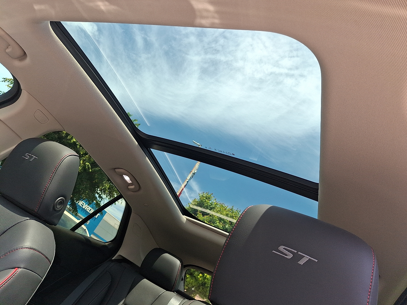 2023 Buick Envision Essence AWD - Cinnabar Metallic - GEJ exterior view 17