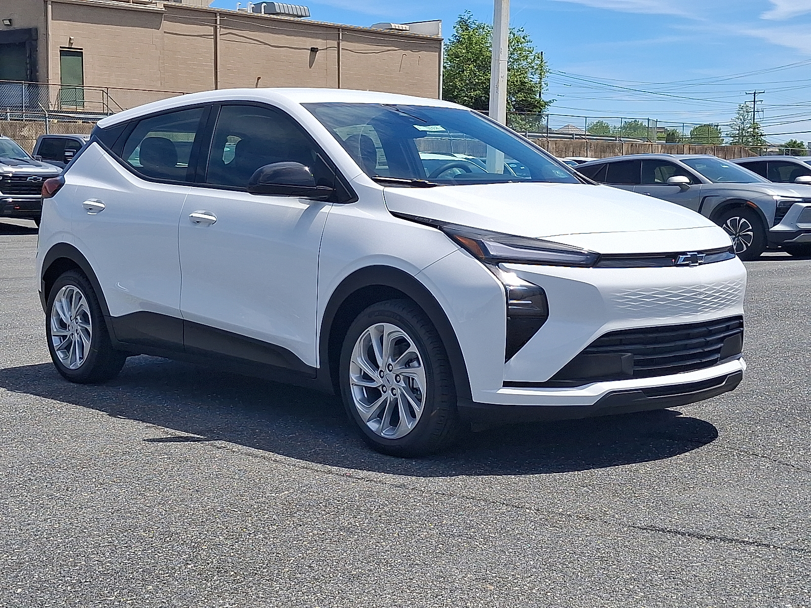 2027 Chevrolet Bolt LT FWD - Summit White - GAZ exterior view 2