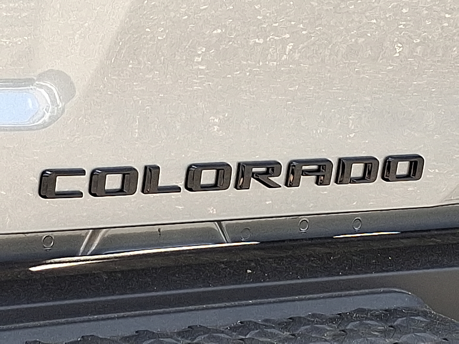 2026 Chevrolet Colorado Trail Boss, 4WD - Sterling Gray Metallic - GXD exterior view 20