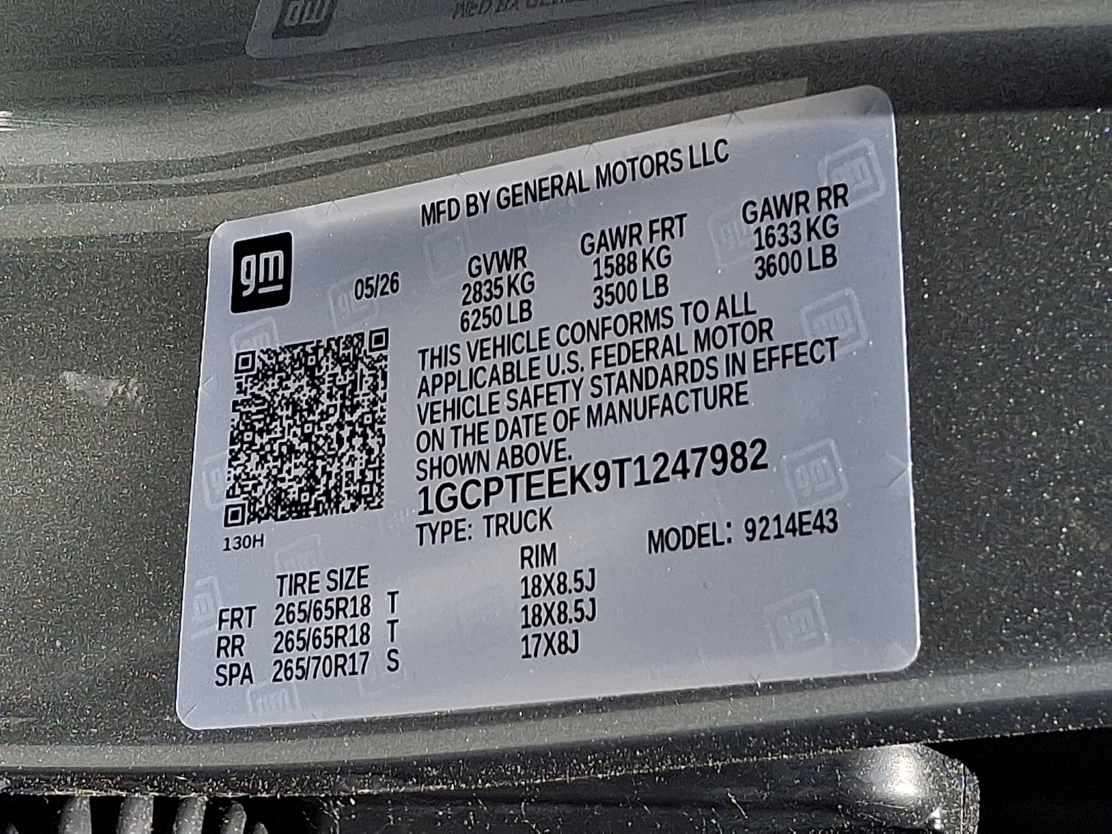 2026 Chevrolet Colorado Trail Boss, 4WD - Sterling Gray Metallic - GXD exterior view 18