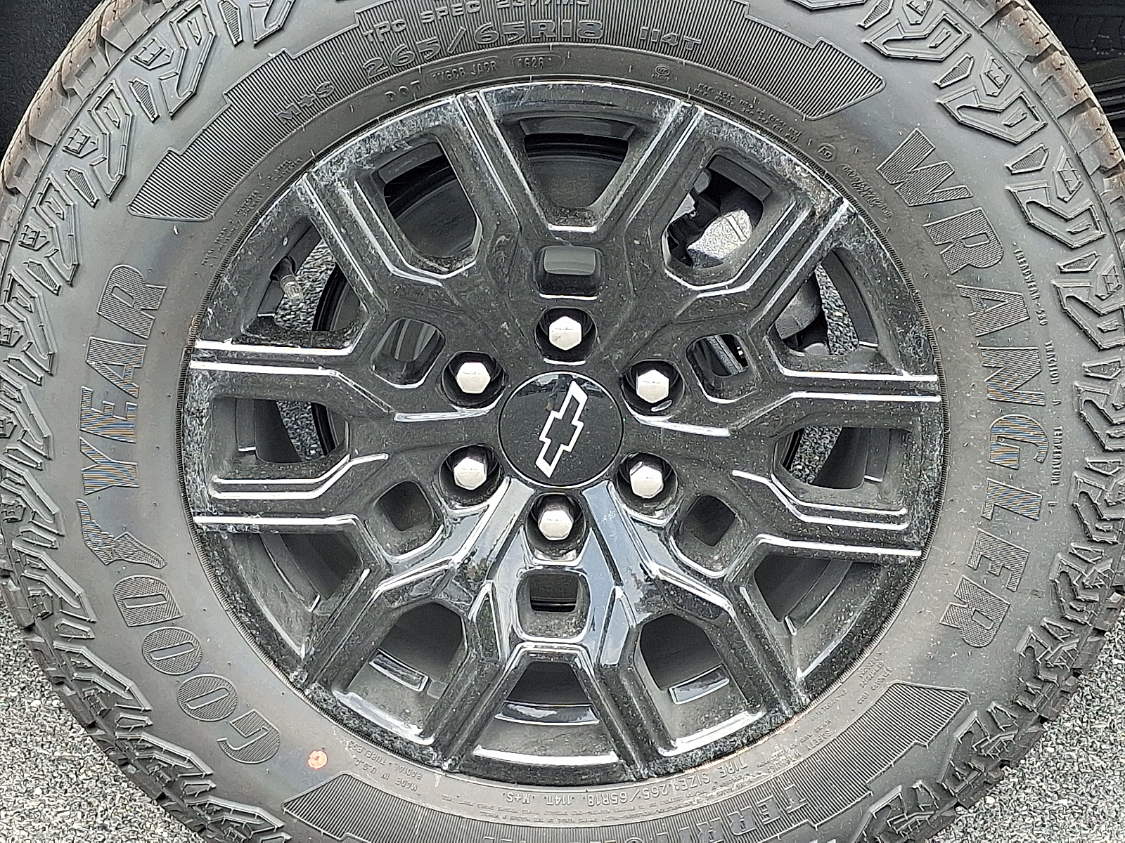 2026 Chevrolet Colorado Trail Boss, 4WD - White Sands - G42 exterior view 5