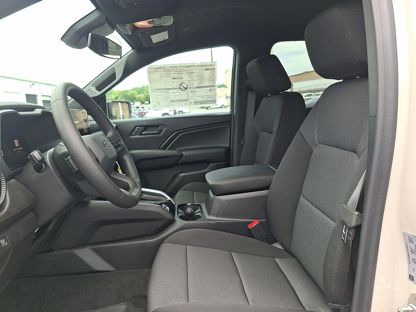 2026 Chevrolet Colorado Trail Boss, 4WD - White Sands - G42 exterior view 9