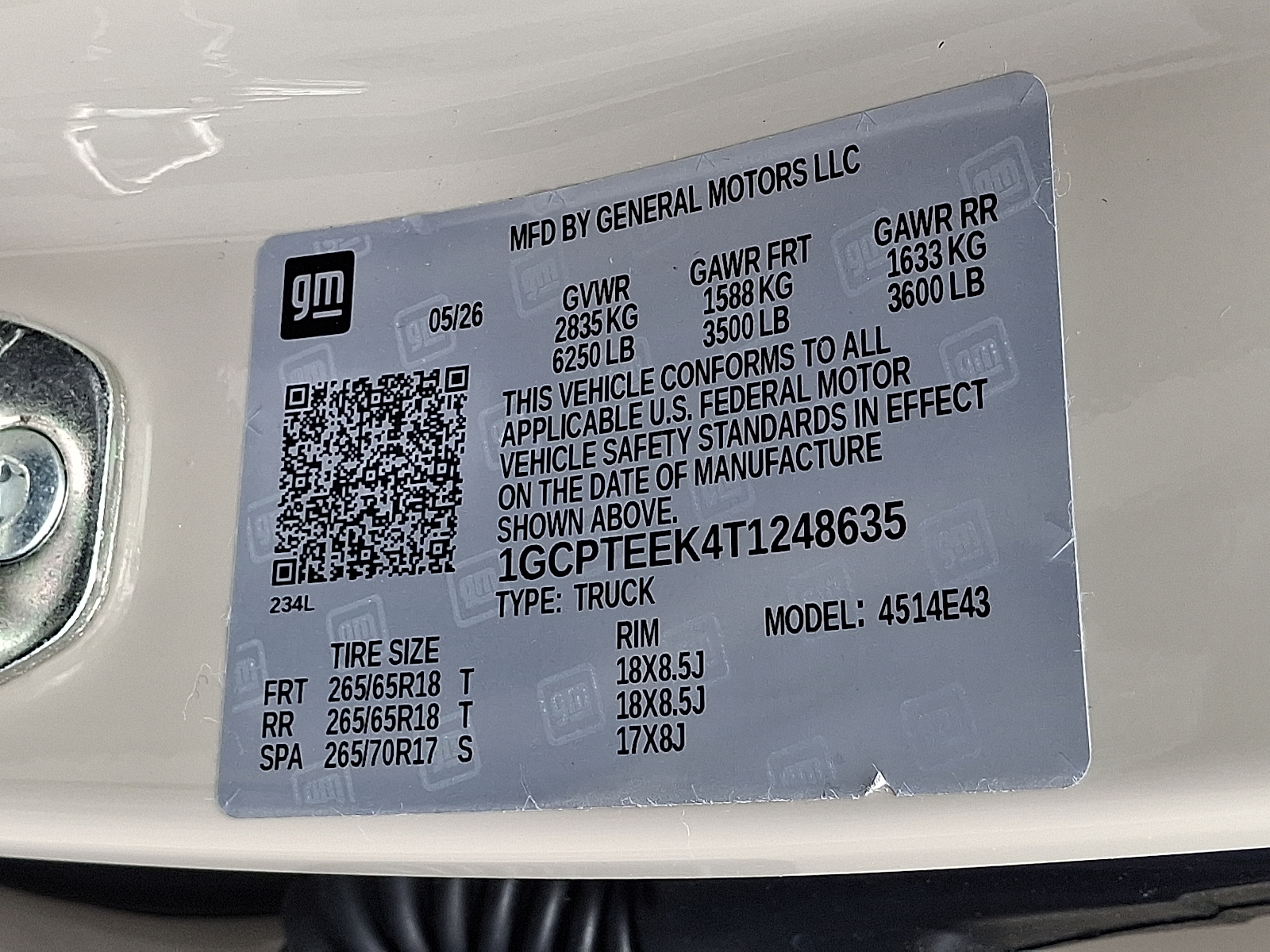 2026 Chevrolet Colorado Trail Boss, 4WD - White Sands - G42 exterior view 16