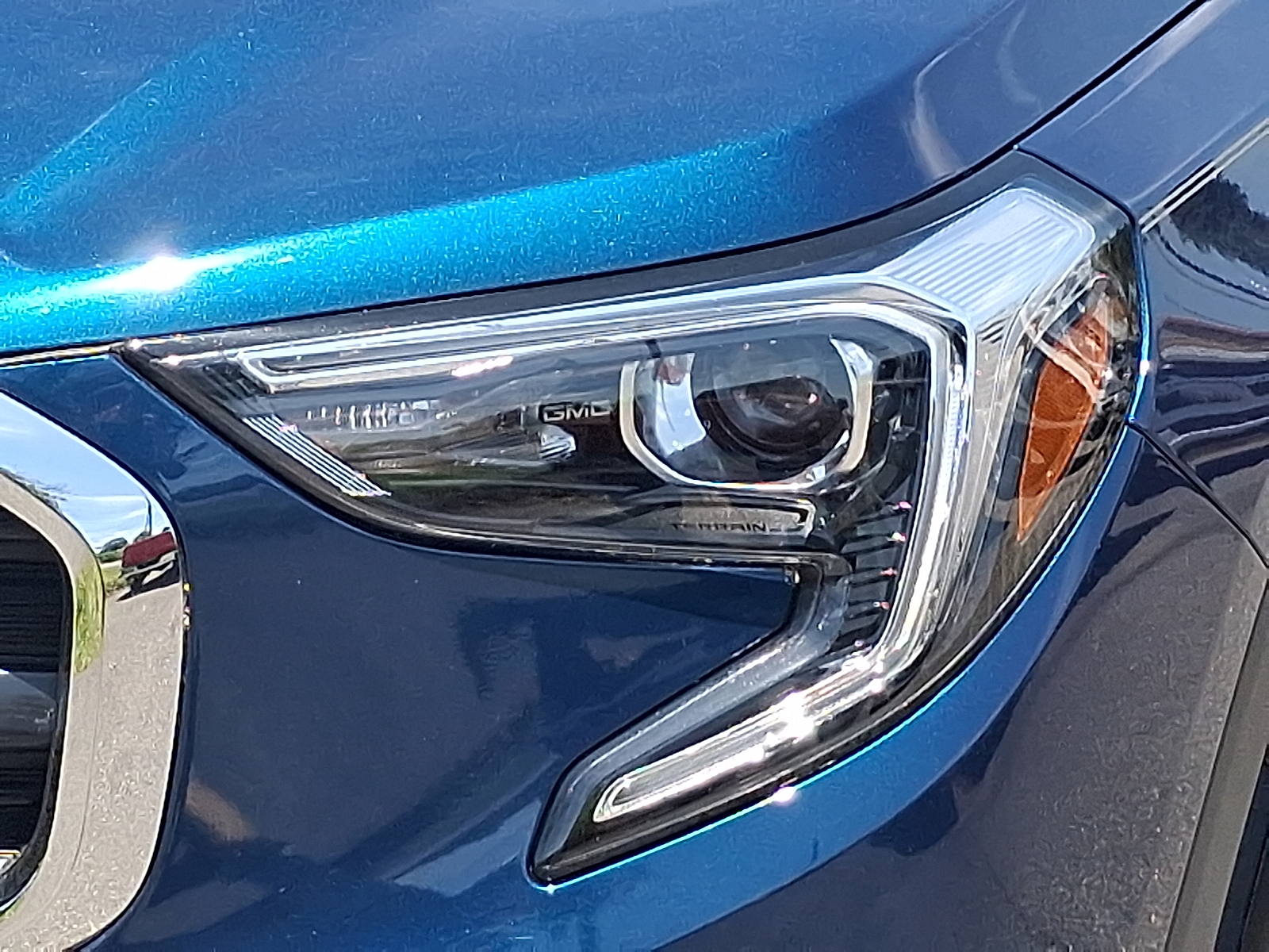 2020 GMC Terrain FWD SLE - Blue Emerald Metallic - G6O exterior view 9