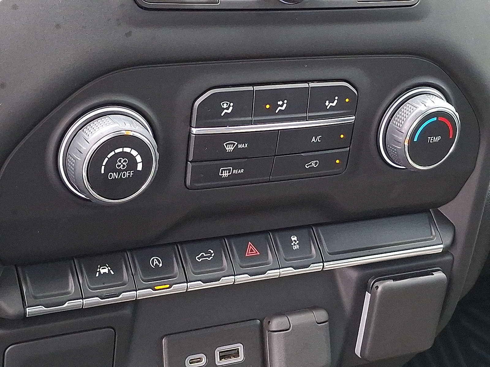 2022 Chevrolet Silverado 1500 4WD Crew Cab Short Bed Custom - Summit White - GAZ exterior view 20
