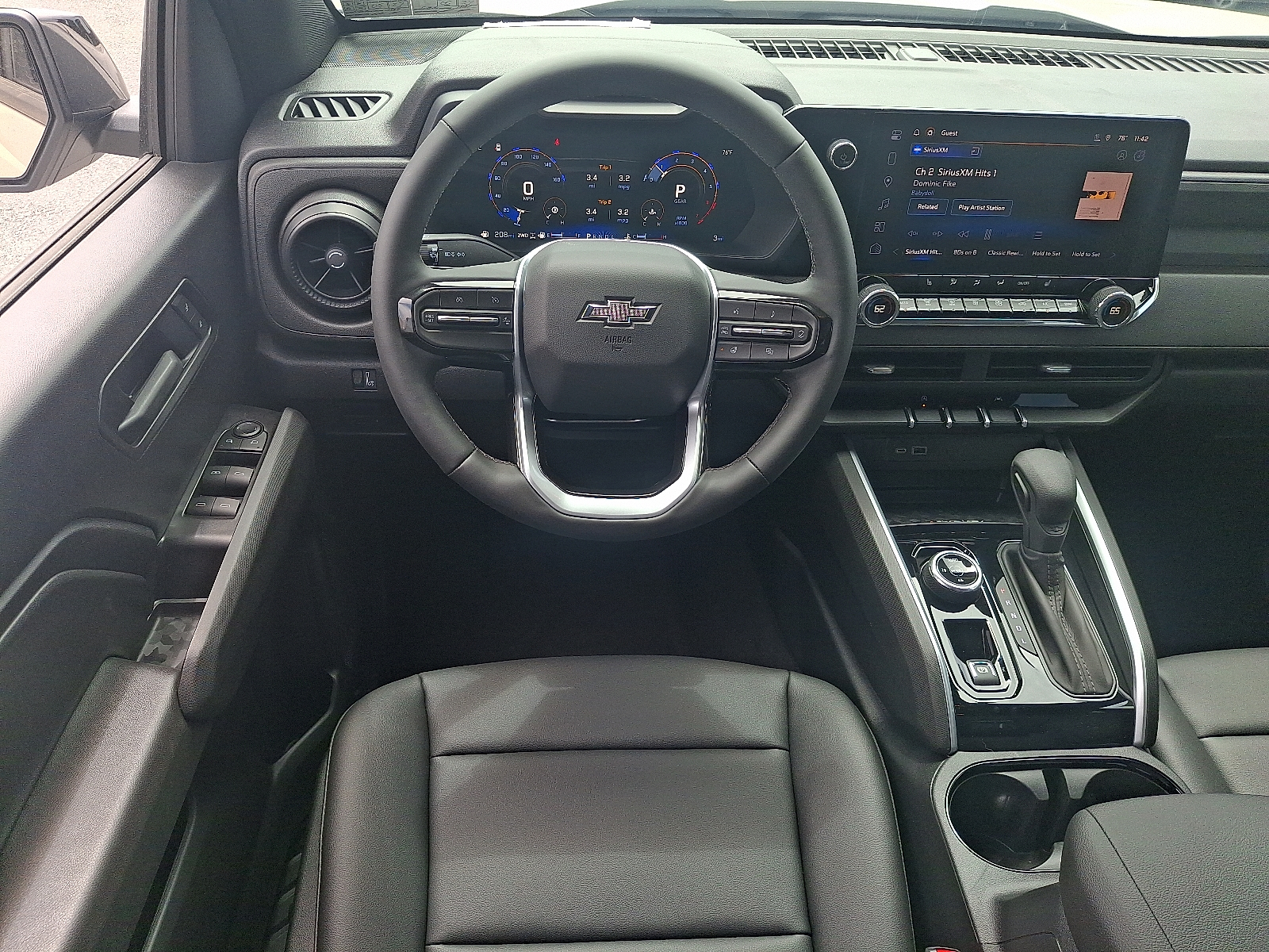 2026 Chevrolet Colorado Trail Boss, 4WD - White Sands - G42 exterior view 10