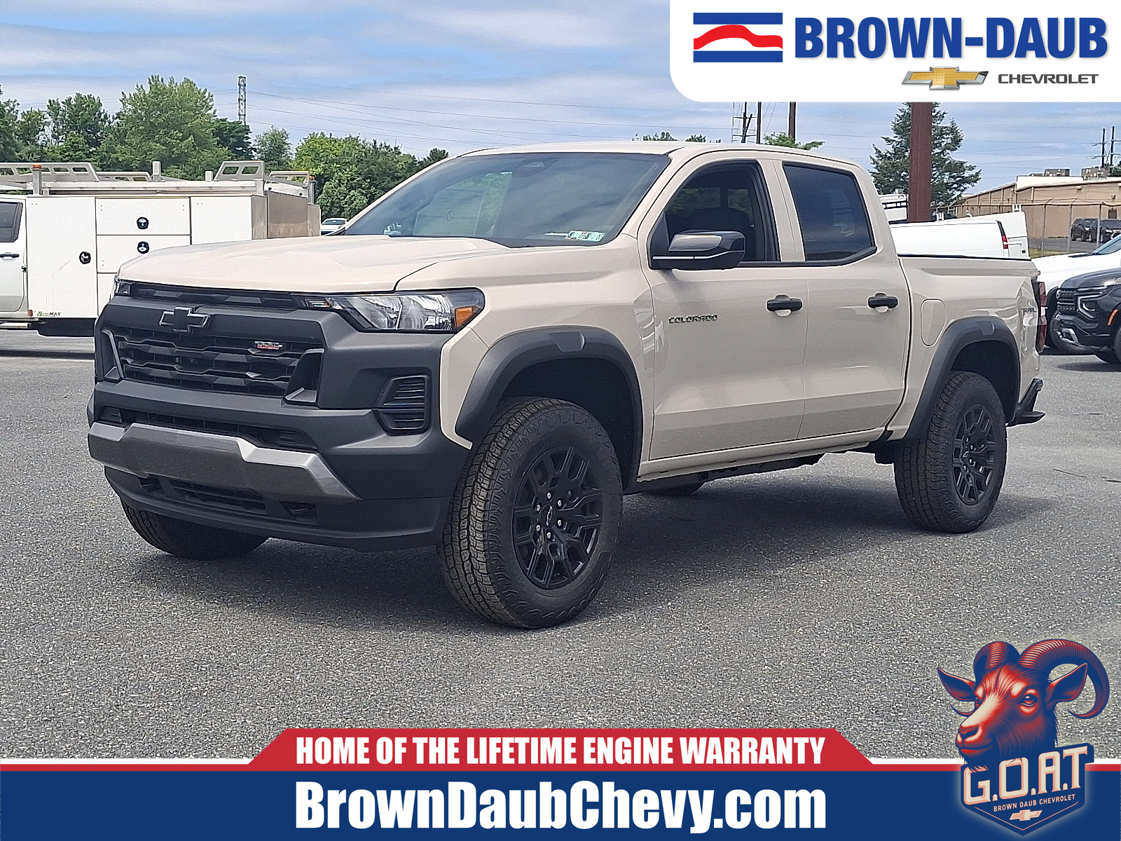 2026 Chevrolet Colorado Trail Boss, 4WD - White Sands - G42 exterior view 1
