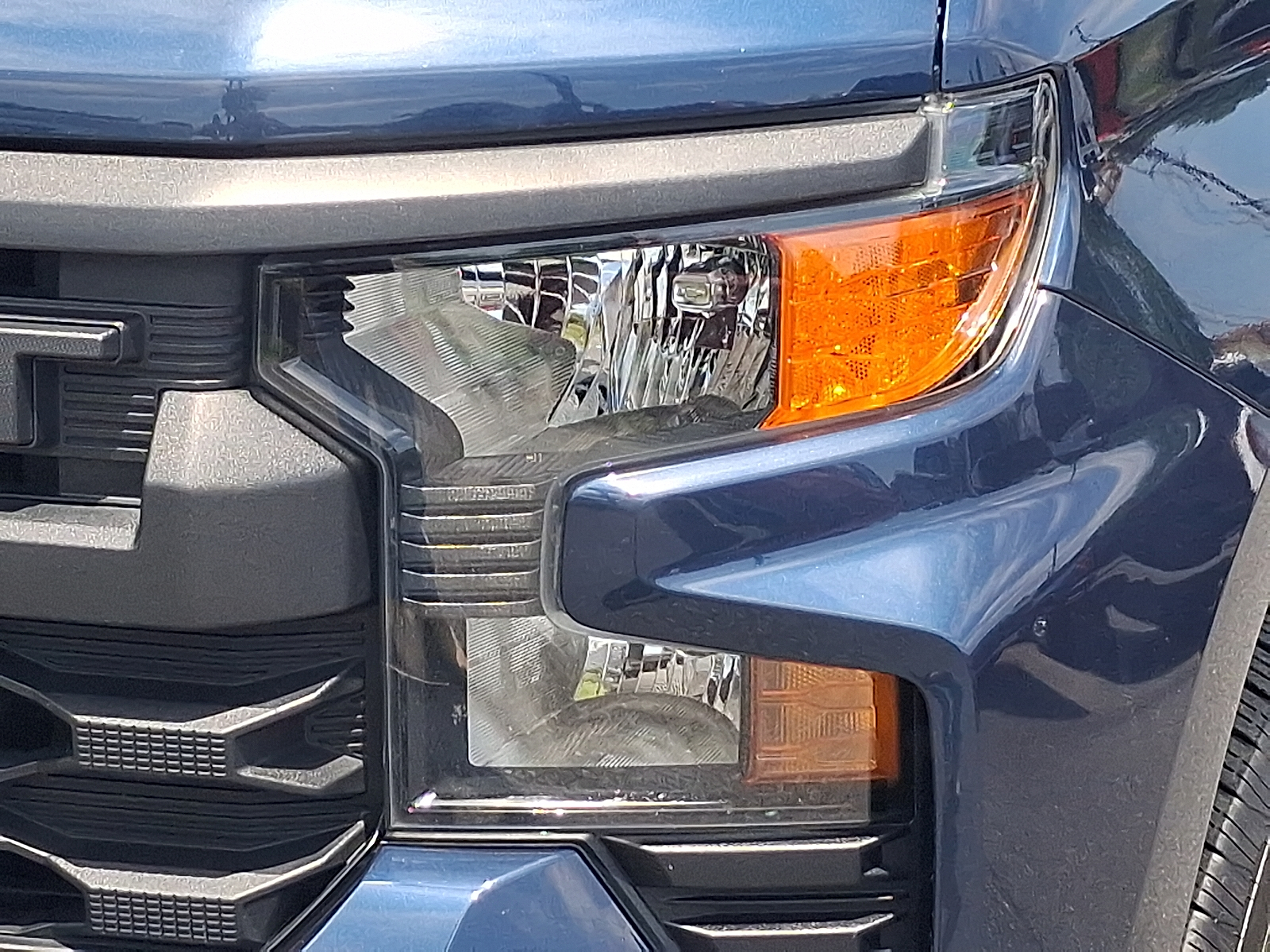 2022 Chevrolet Silverado 1500 4WD Crew Cab Short Bed Custom - Northsky Blue Metallic - GA0 exterior view 9