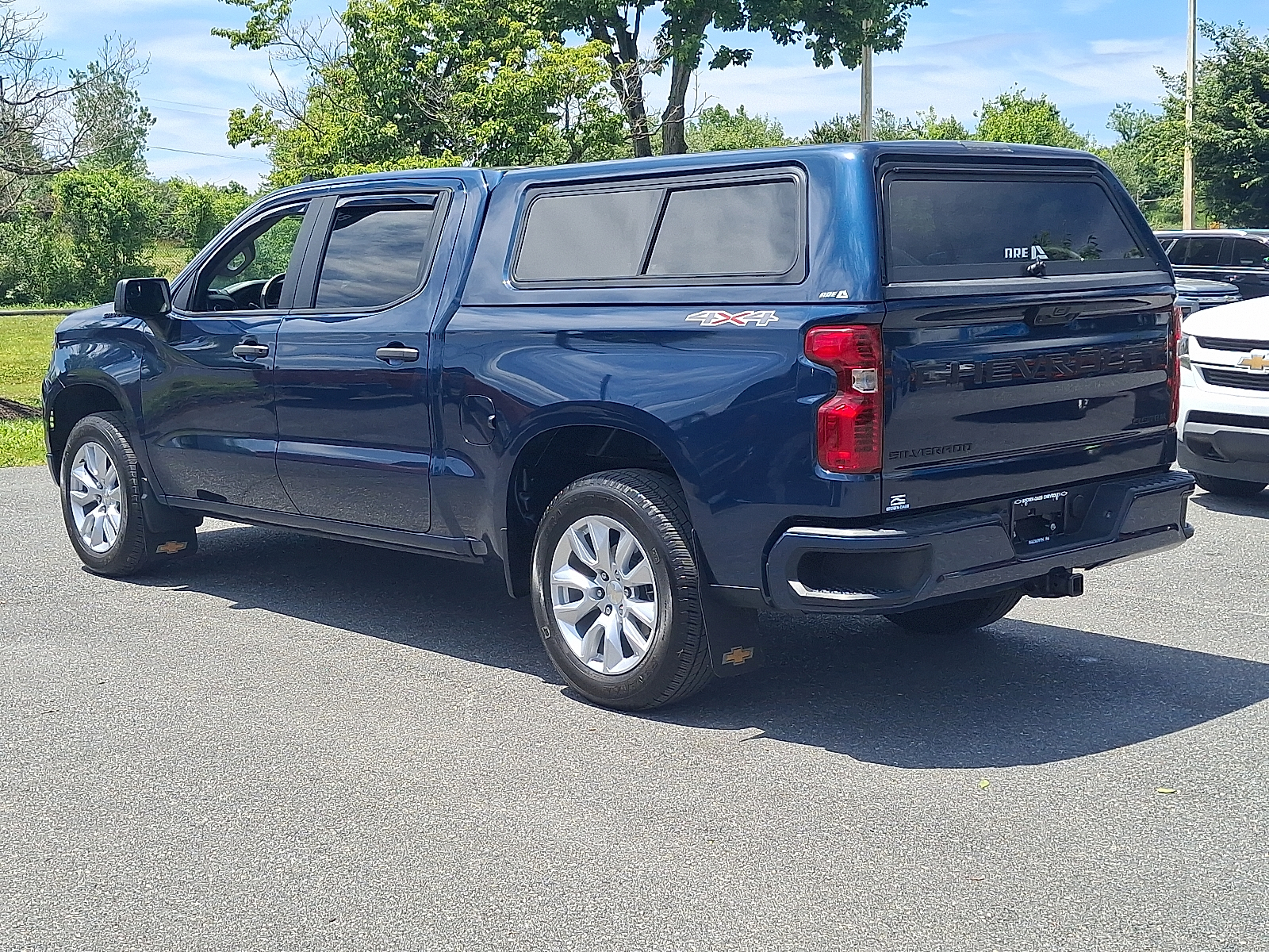 2022 Chevrolet Silverado 1500 4WD Crew Cab Short Bed Custom - Northsky Blue Metallic - GA0 exterior view 4
