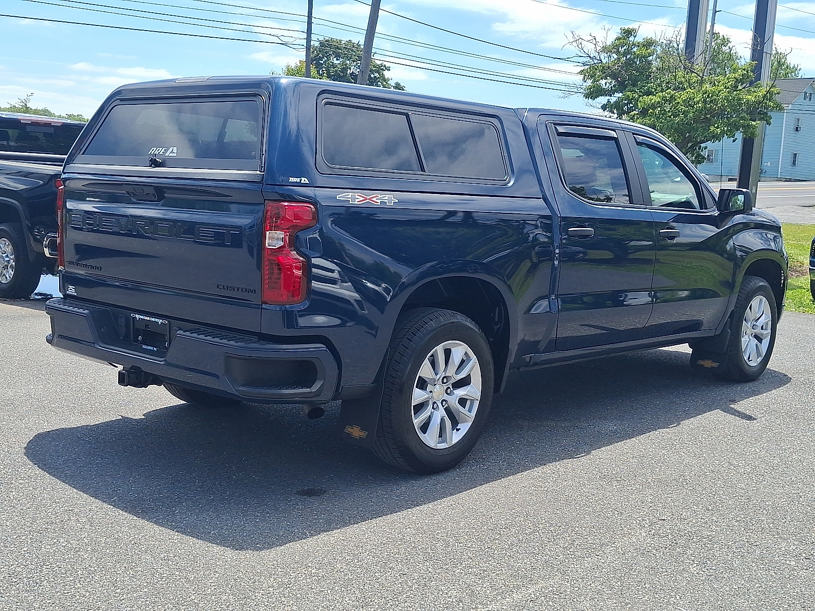 2022 Chevrolet Silverado 1500 4WD Crew Cab Short Bed Custom - Northsky Blue Metallic - GA0 exterior view 6