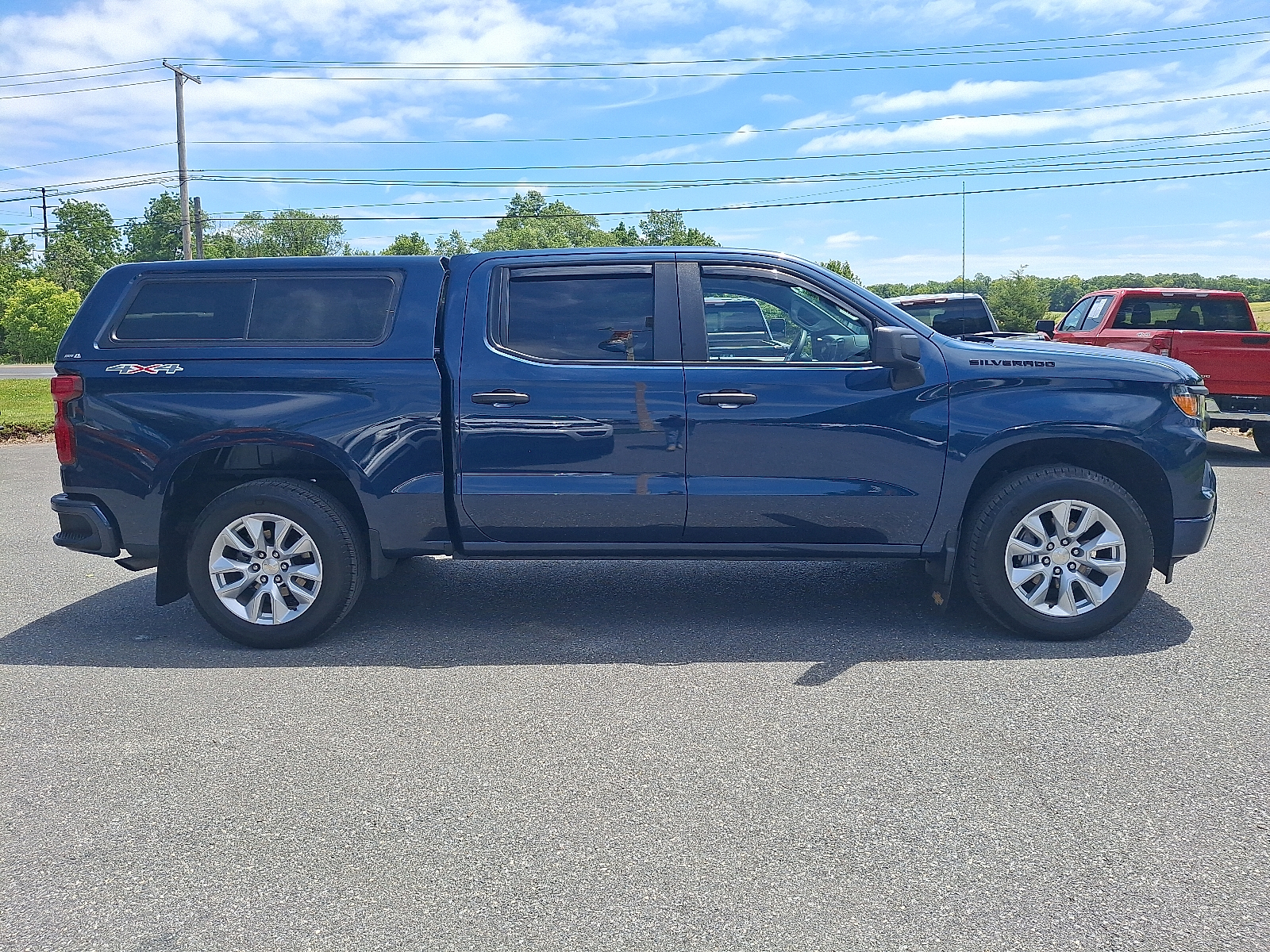 2022 Chevrolet Silverado 1500 4WD Crew Cab Short Bed Custom - Northsky Blue Metallic - GA0 exterior view 7