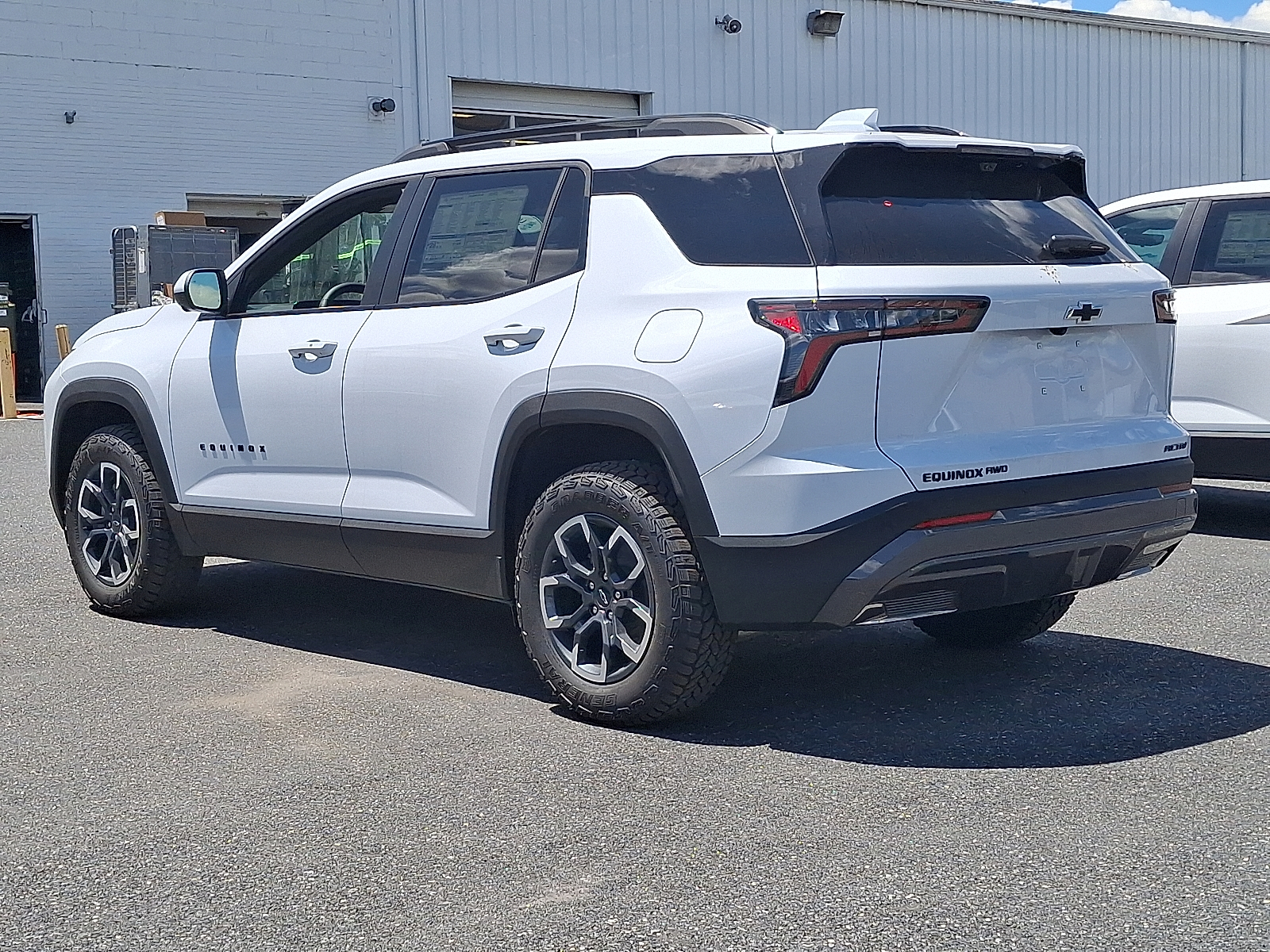 2026 Chevrolet Equinox AWD ACTIV - Polar White Tricoat - G4J exterior view 7