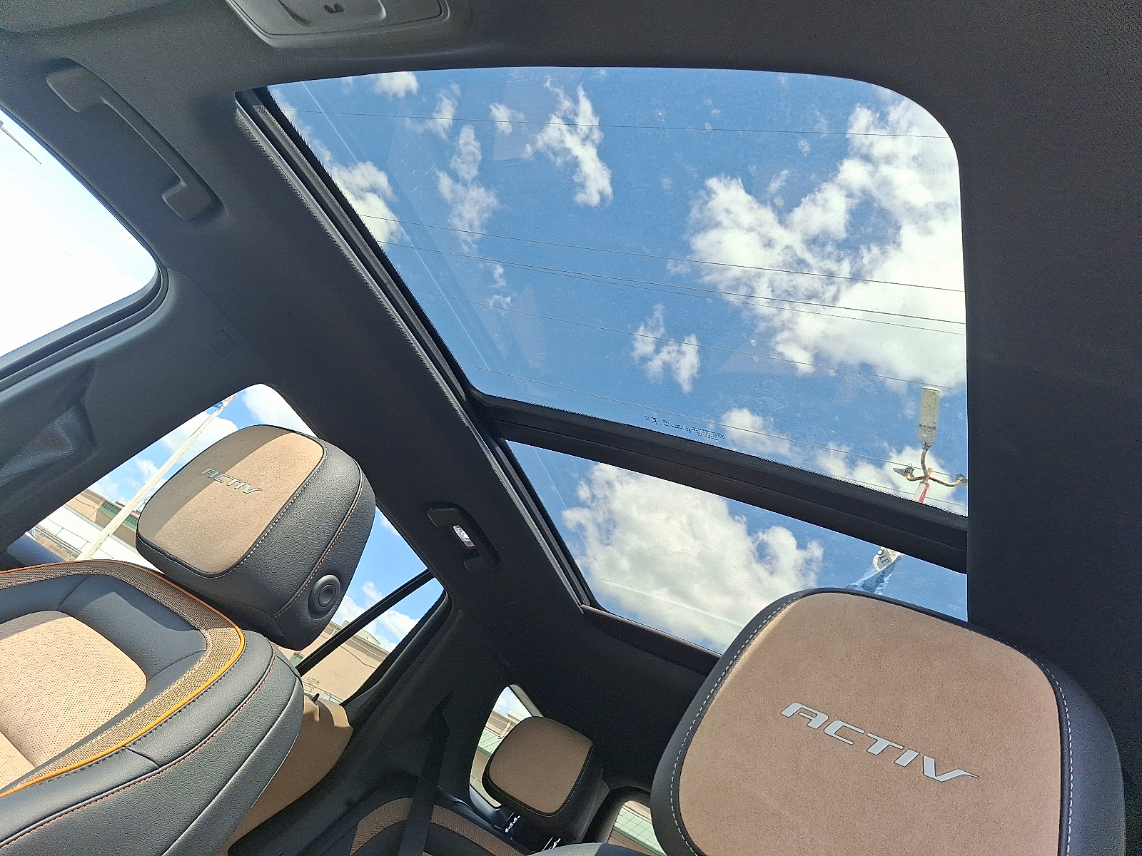 2026 Chevrolet Equinox AWD ACTIV - Polar White Tricoat - G4J exterior view 13
