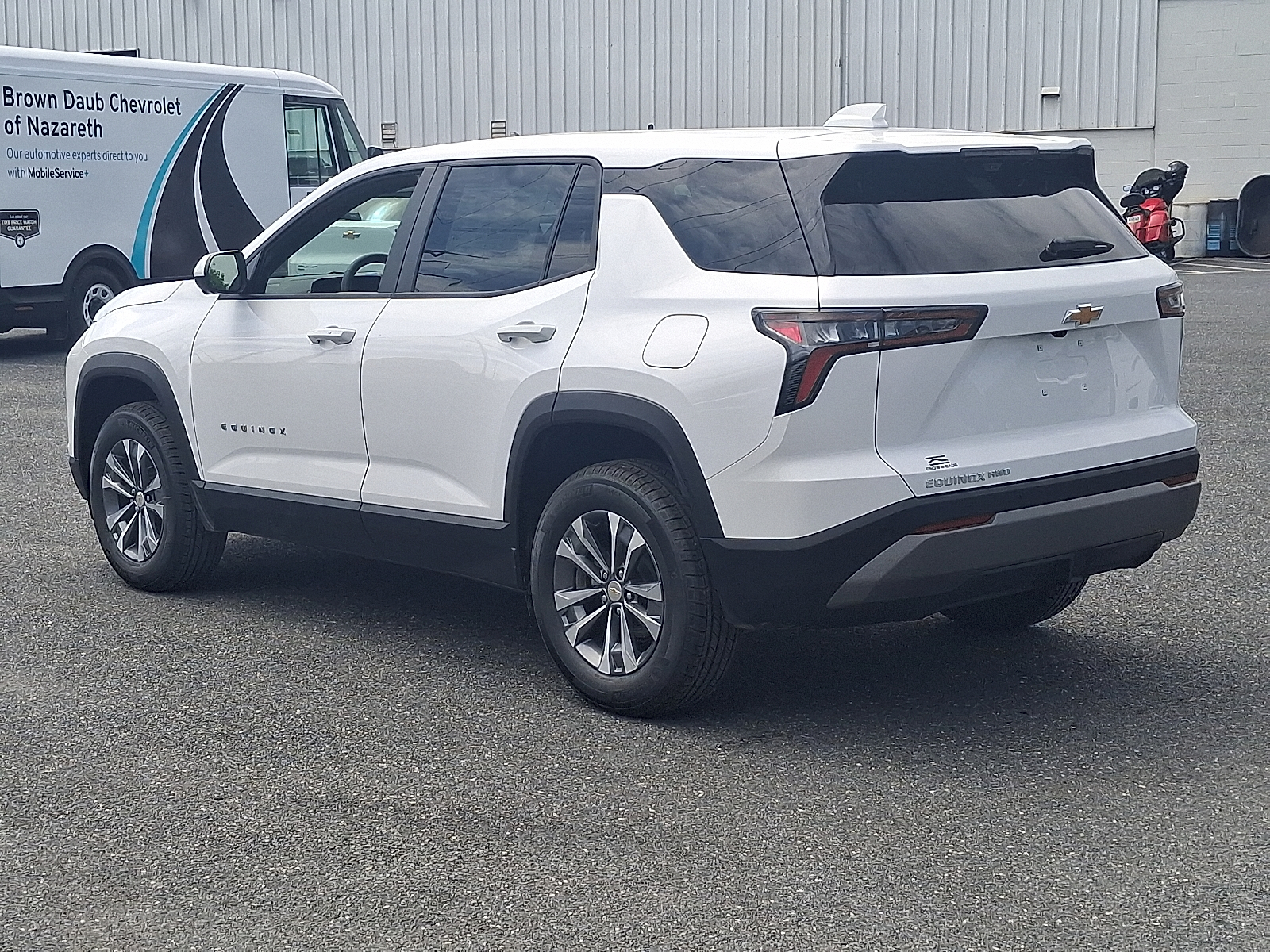 2026 Chevrolet Equinox AWD LT - Summit White - GAZ exterior view 7