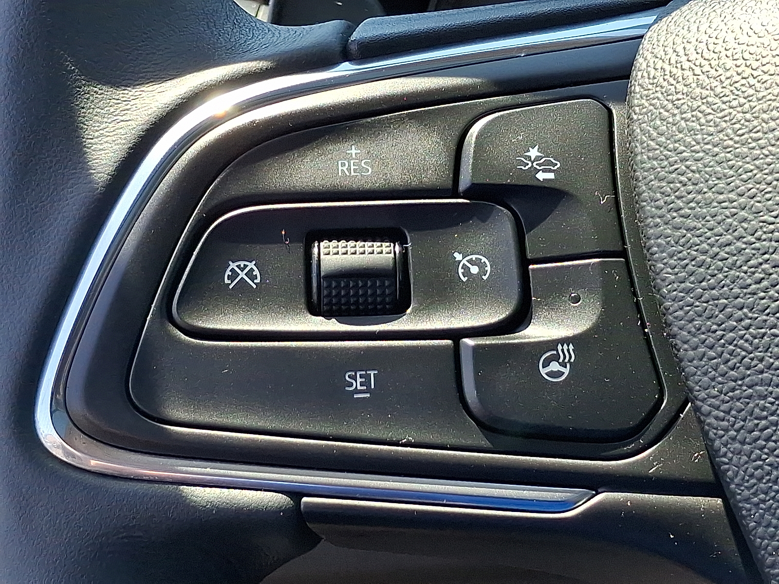 2023 Buick Envision Essence AWD - Ebony Twilight Metallic - GB8 exterior view 19