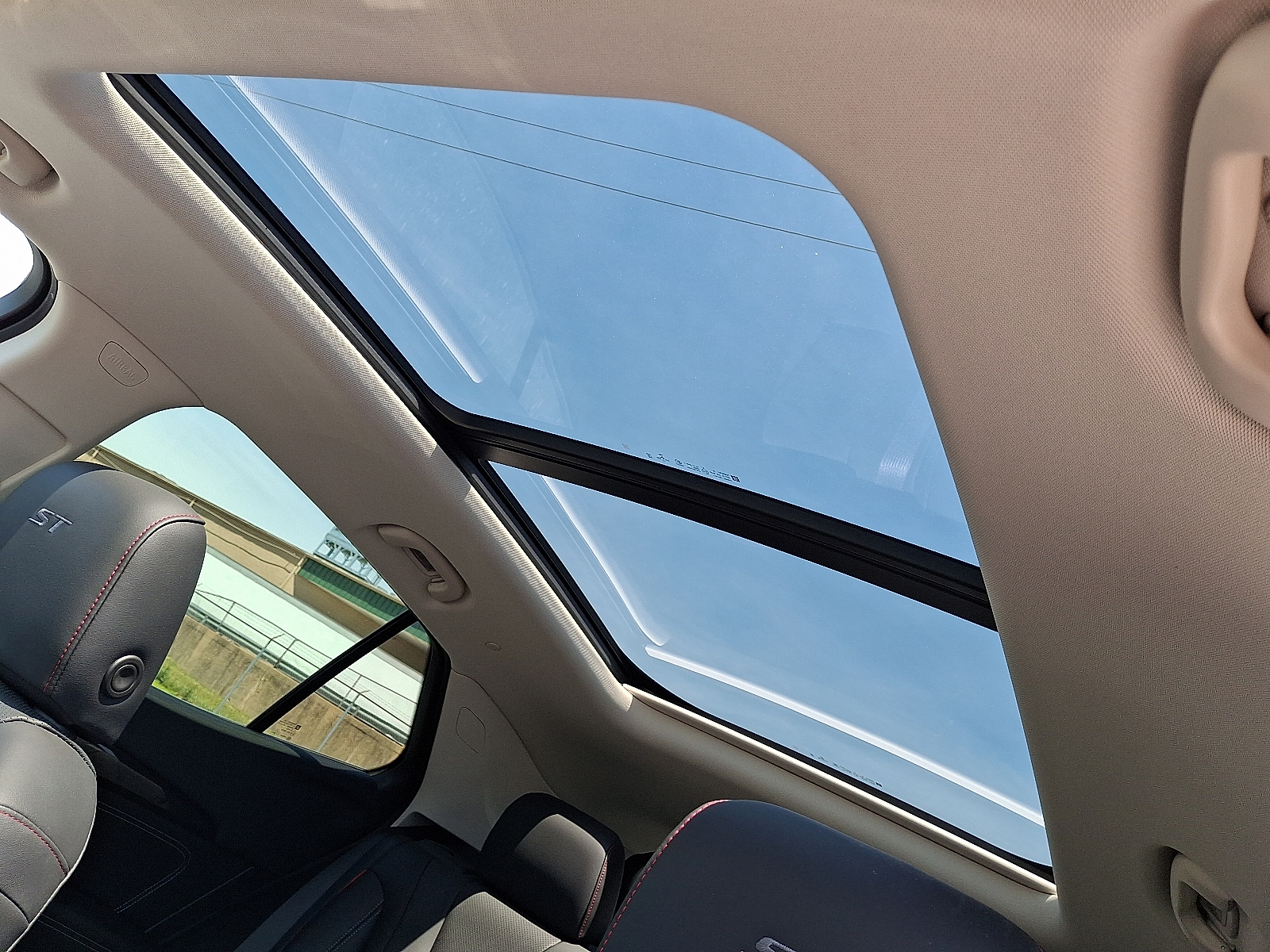 2023 Buick Envision Essence AWD - Ebony Twilight Metallic - GB8 exterior view 2