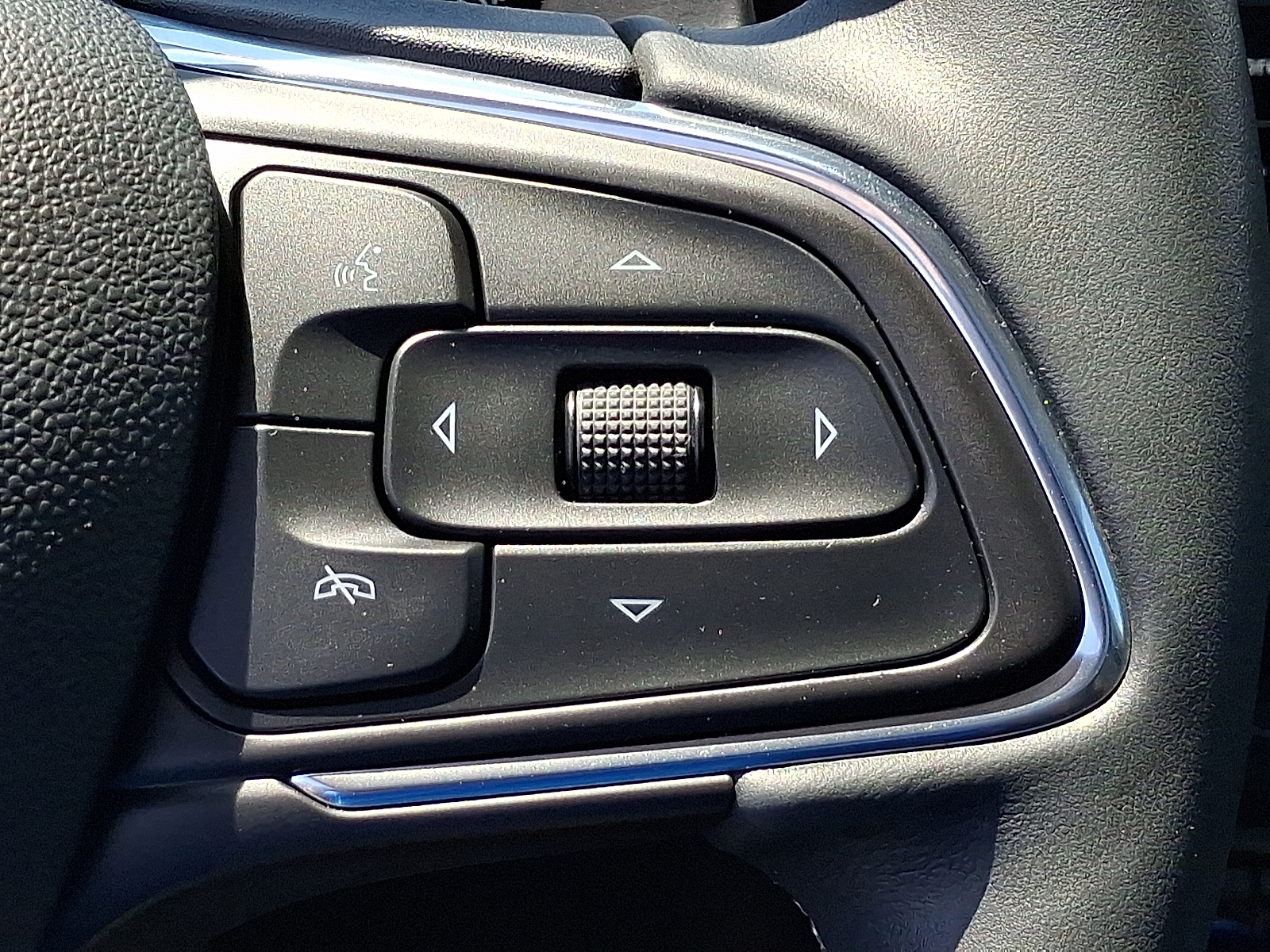 2023 Buick Envision Essence AWD - Ebony Twilight Metallic - GB8 exterior view 20