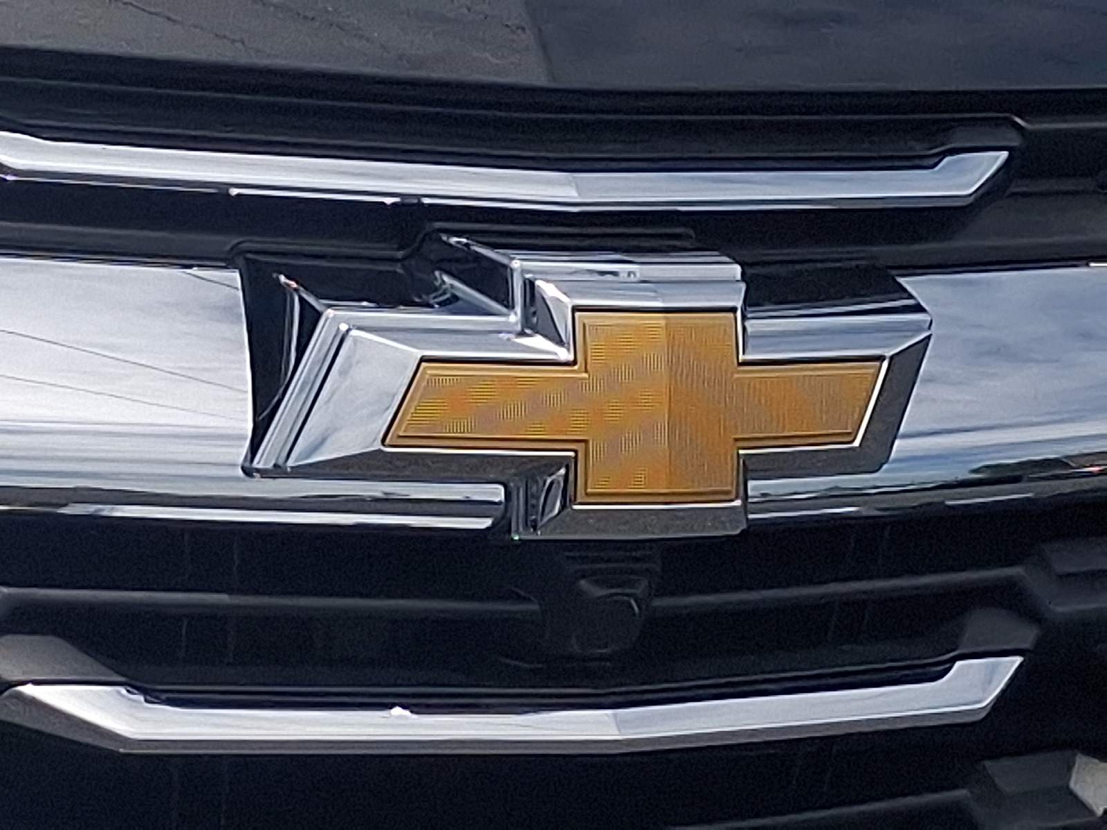 2026 Chevrolet Equinox AWD LT - Mosaic Black Metallic - GB8 exterior view 19