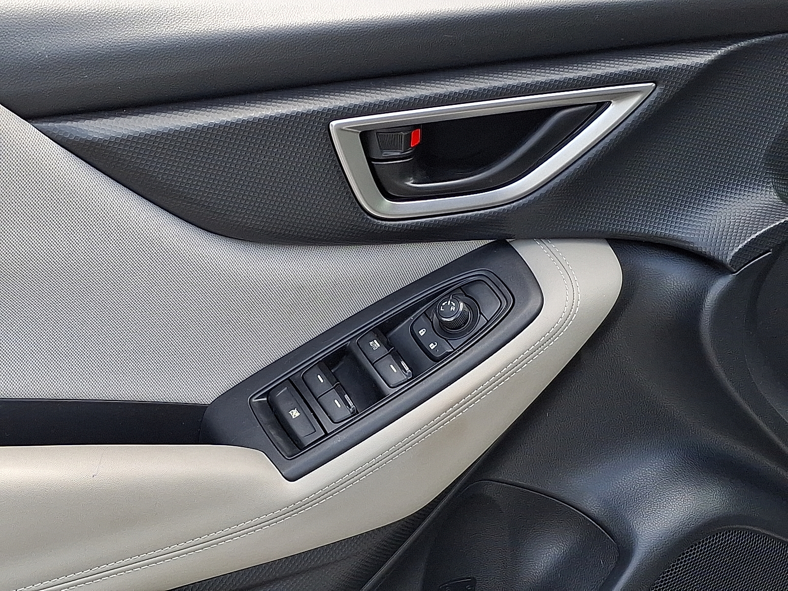 2019 Subaru Forester - Crystal White Pearl - WH6 exterior view 13