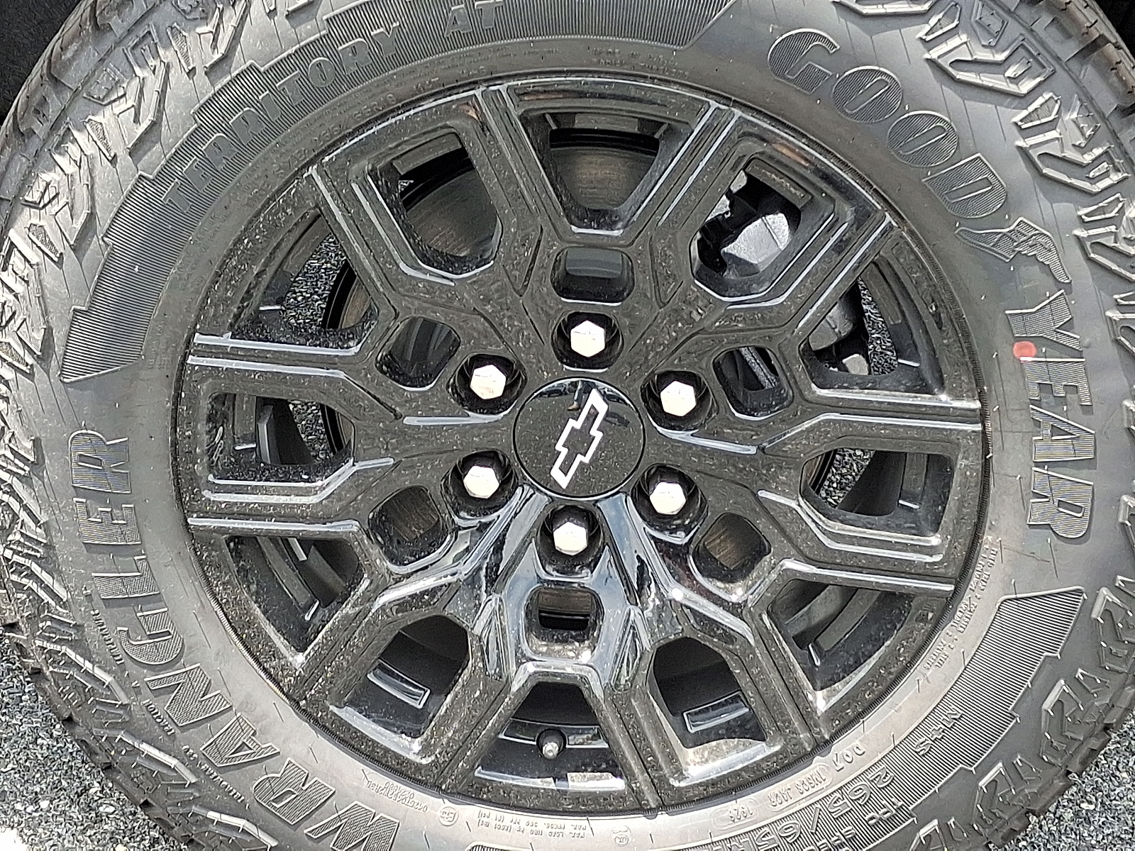 2026 Chevrolet Colorado Trail Boss, 4WD - White Sands - G42 exterior view 5