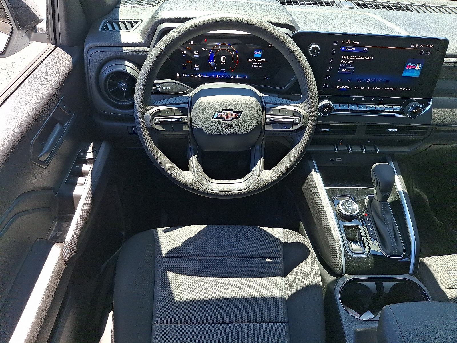 2026 Chevrolet Colorado Trail Boss, 4WD - Summit White - GAZ exterior view 7