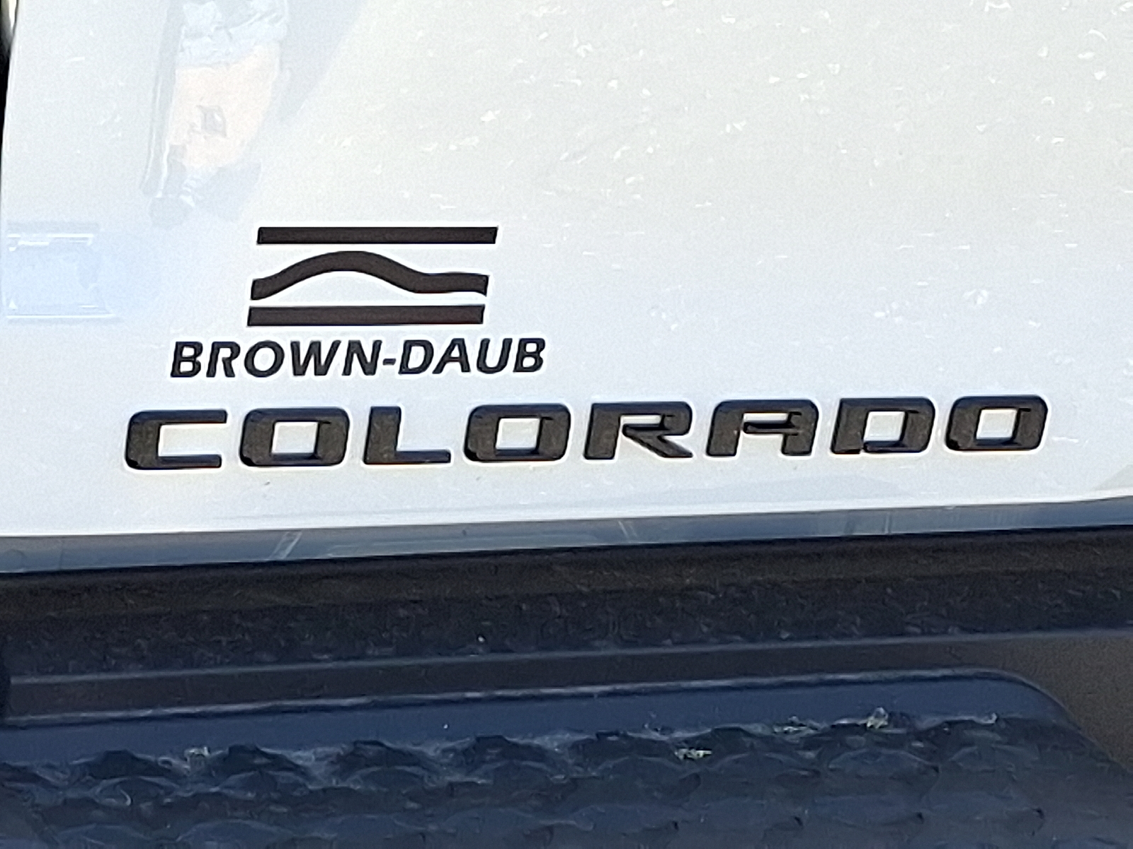 2026 Chevrolet Colorado Trail Boss, 4WD - Summit White - GAZ exterior view 17