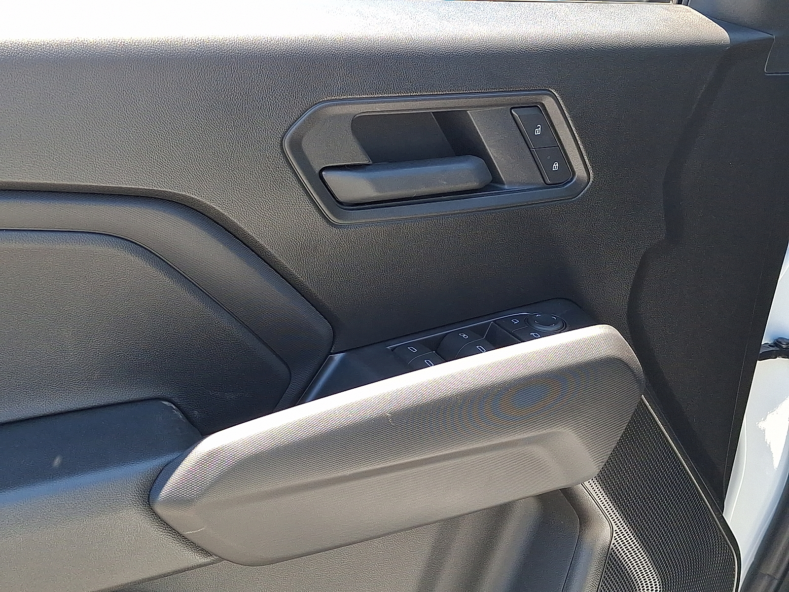 2026 Chevrolet Colorado Trail Boss, 4WD - Summit White - GAZ exterior view 8
