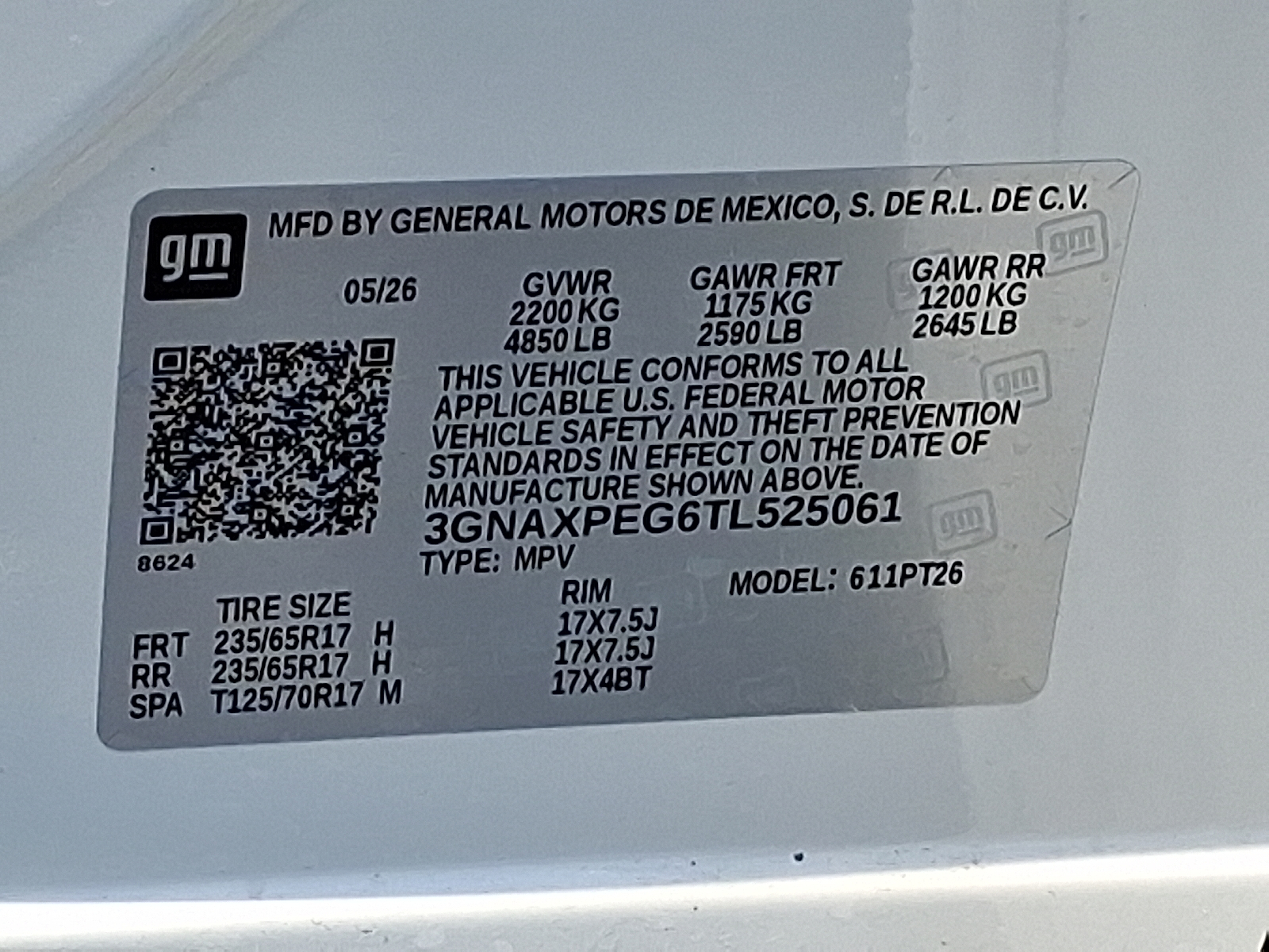 2026 Chevrolet Equinox AWD LT - Summit White - GAZ exterior view 18