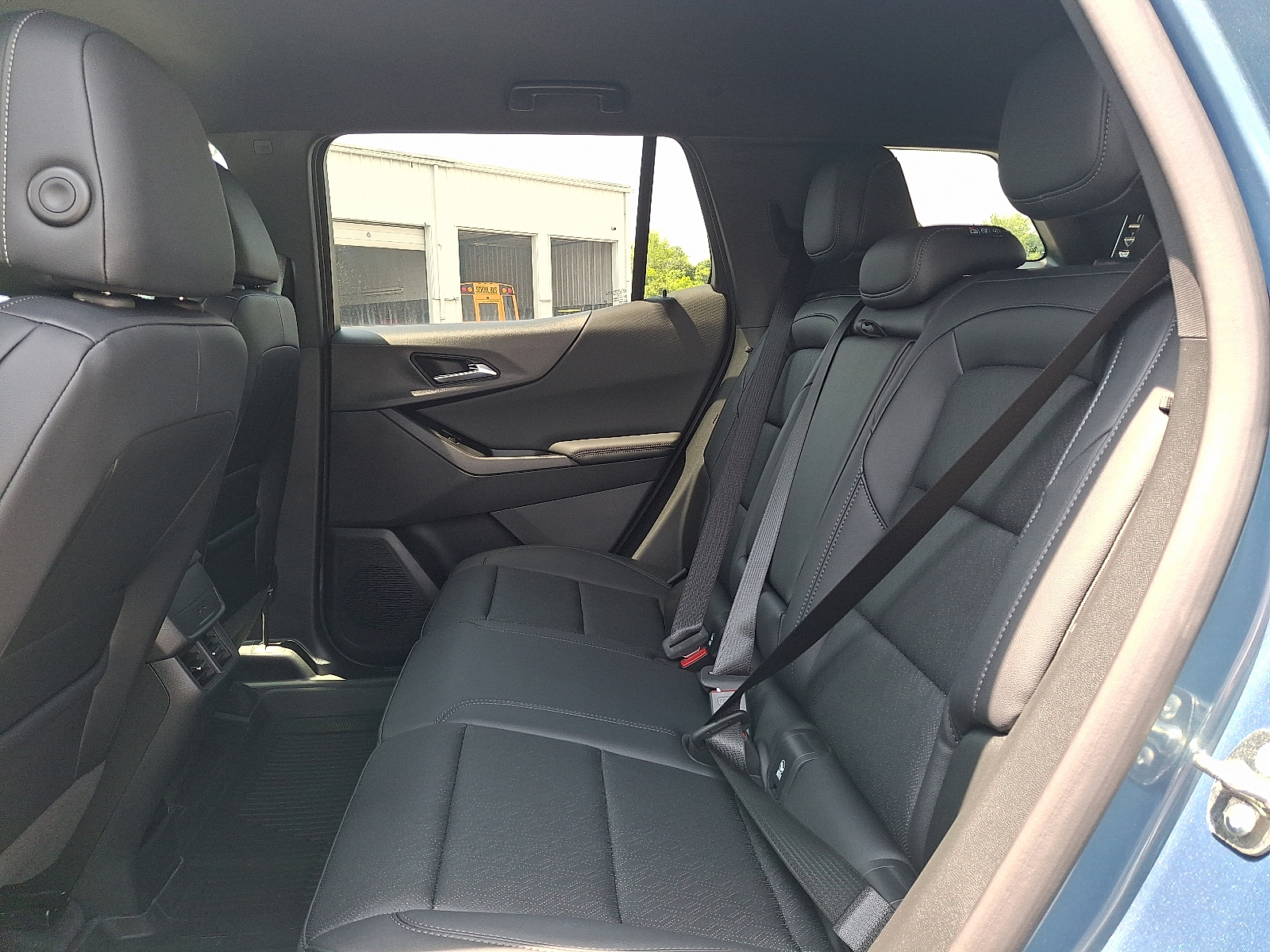 2026 Chevrolet Equinox AWD LT - Lakeshore Blue Metallic - GXP exterior view 9