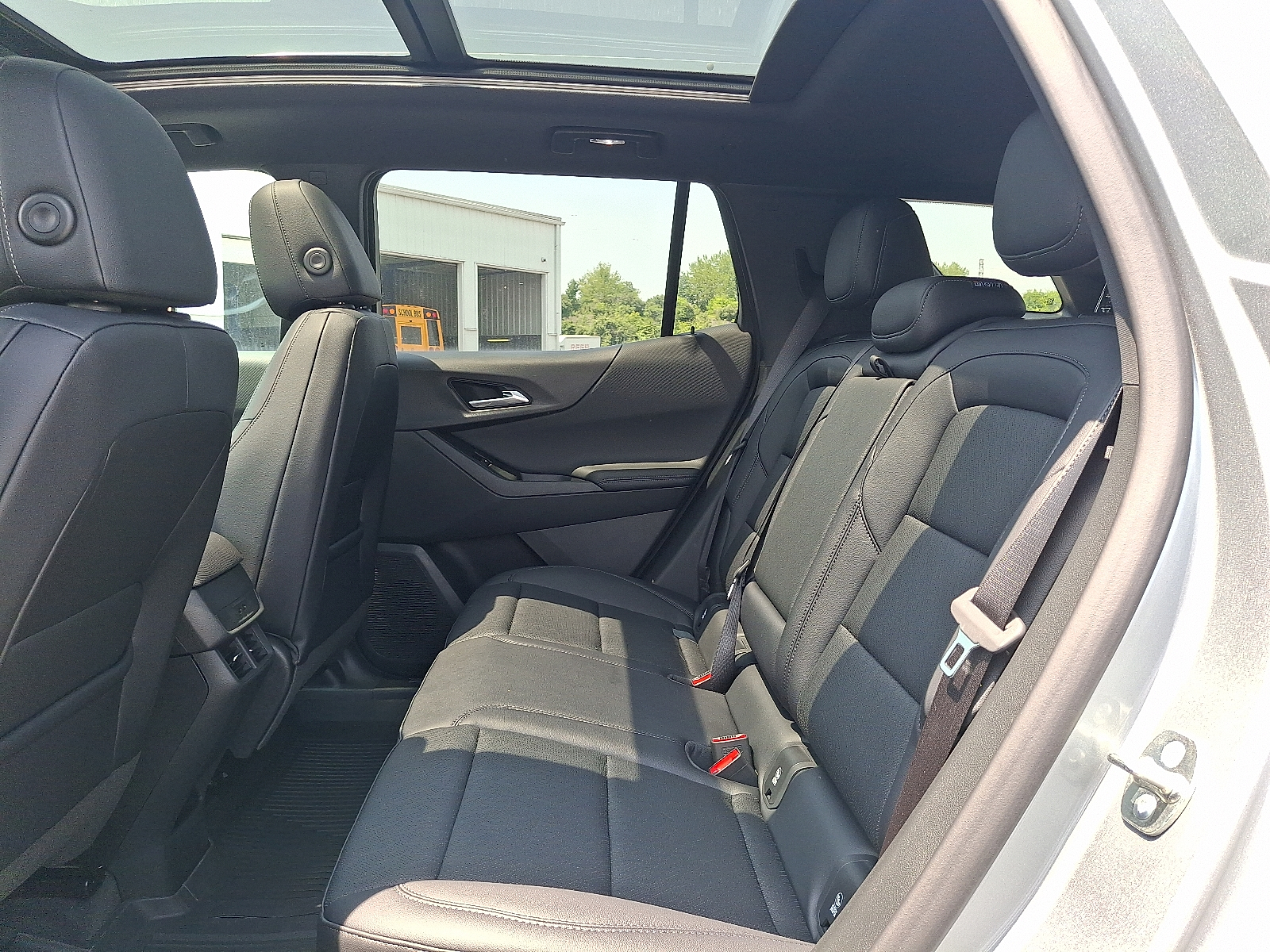 2026 Chevrolet Equinox AWD LT - Sterling Gray Metallic - GXD exterior view 9