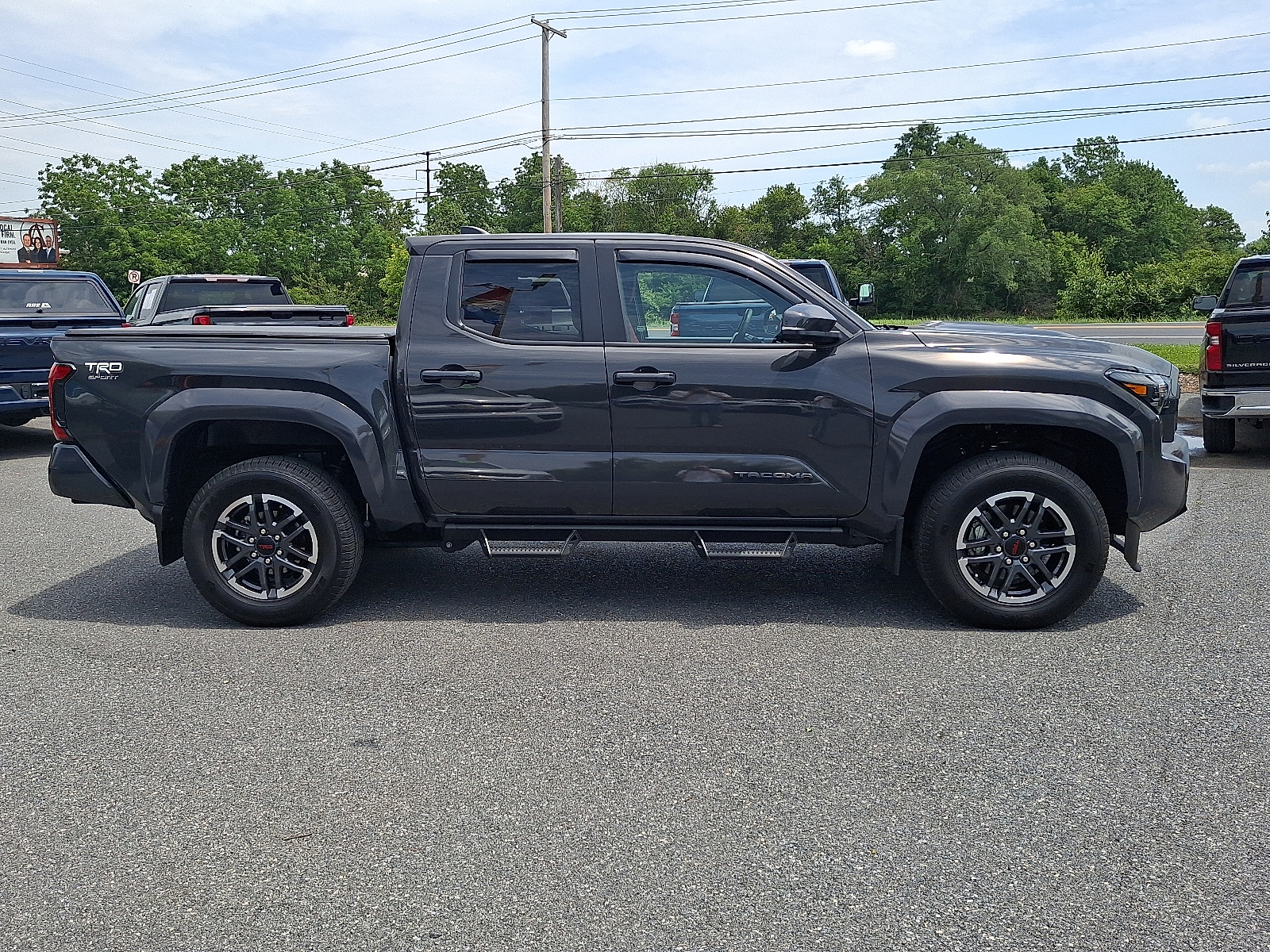 2024 Toyota Tacoma TRD Sport - Underground - 1L7 exterior view 9