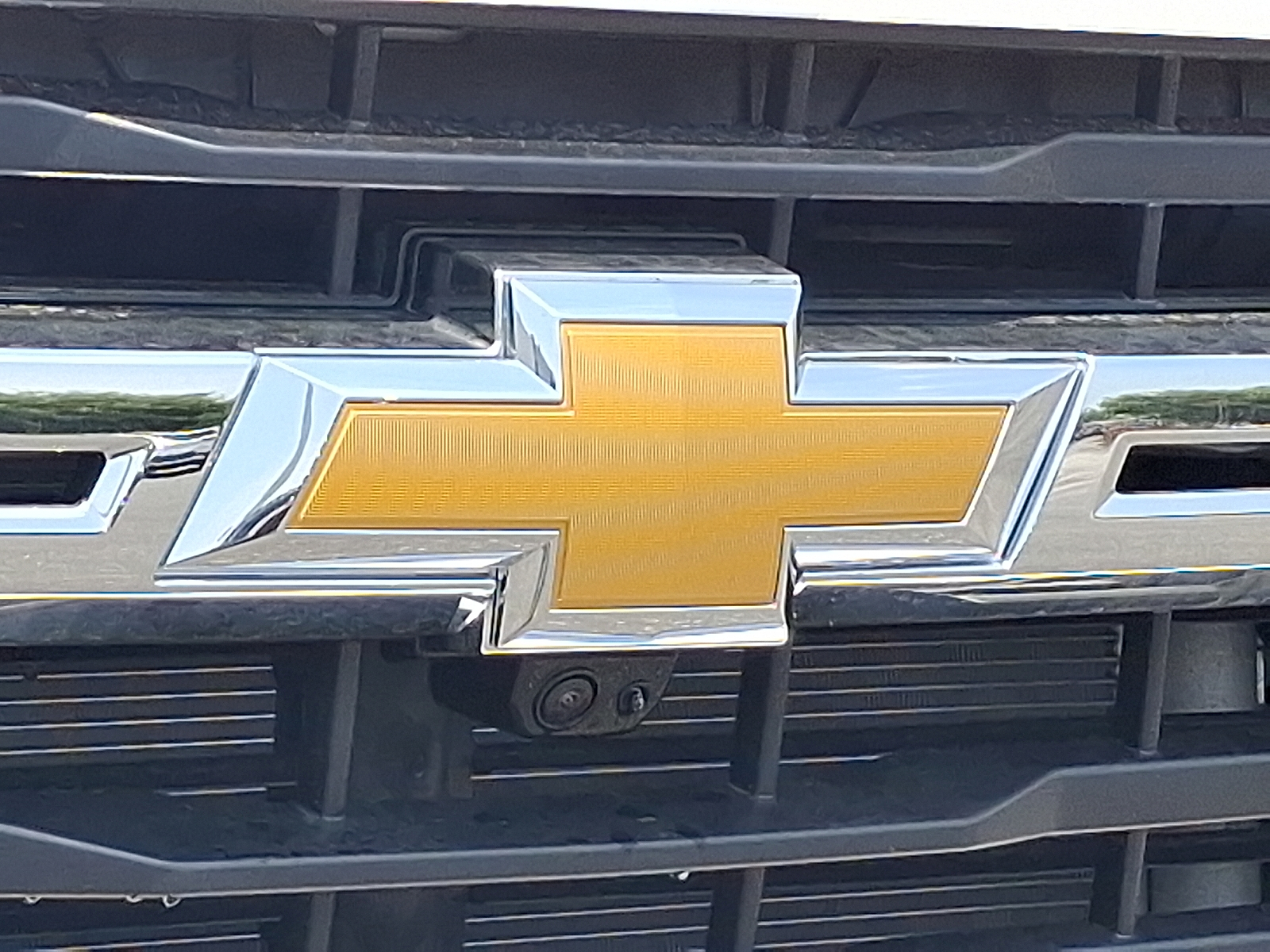 2026 Chevrolet Silverado 2500 HD Crew Cab, Standard Bed, LT, 4WD - Summit White - GAZ exterior view 19