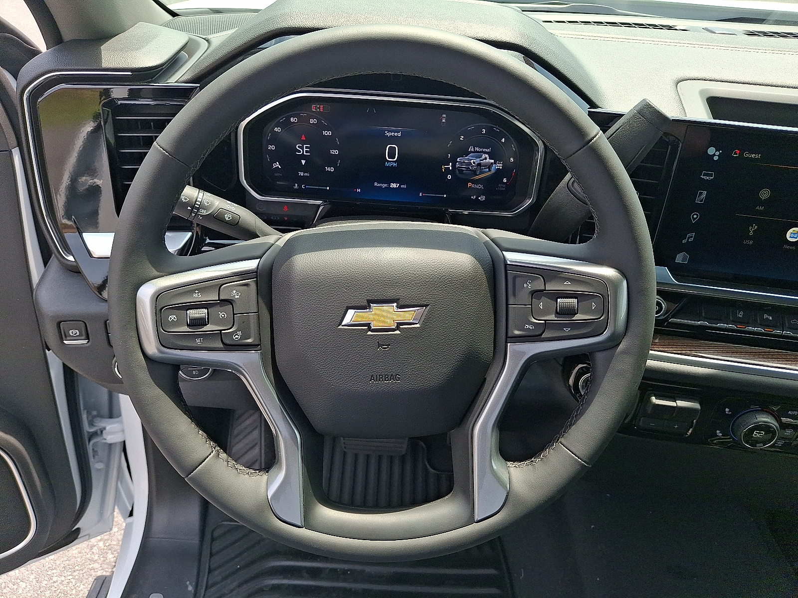2026 Chevrolet Silverado 2500 HD Crew Cab, Standard Bed, LT, 4WD - Summit White - GAZ exterior view 13