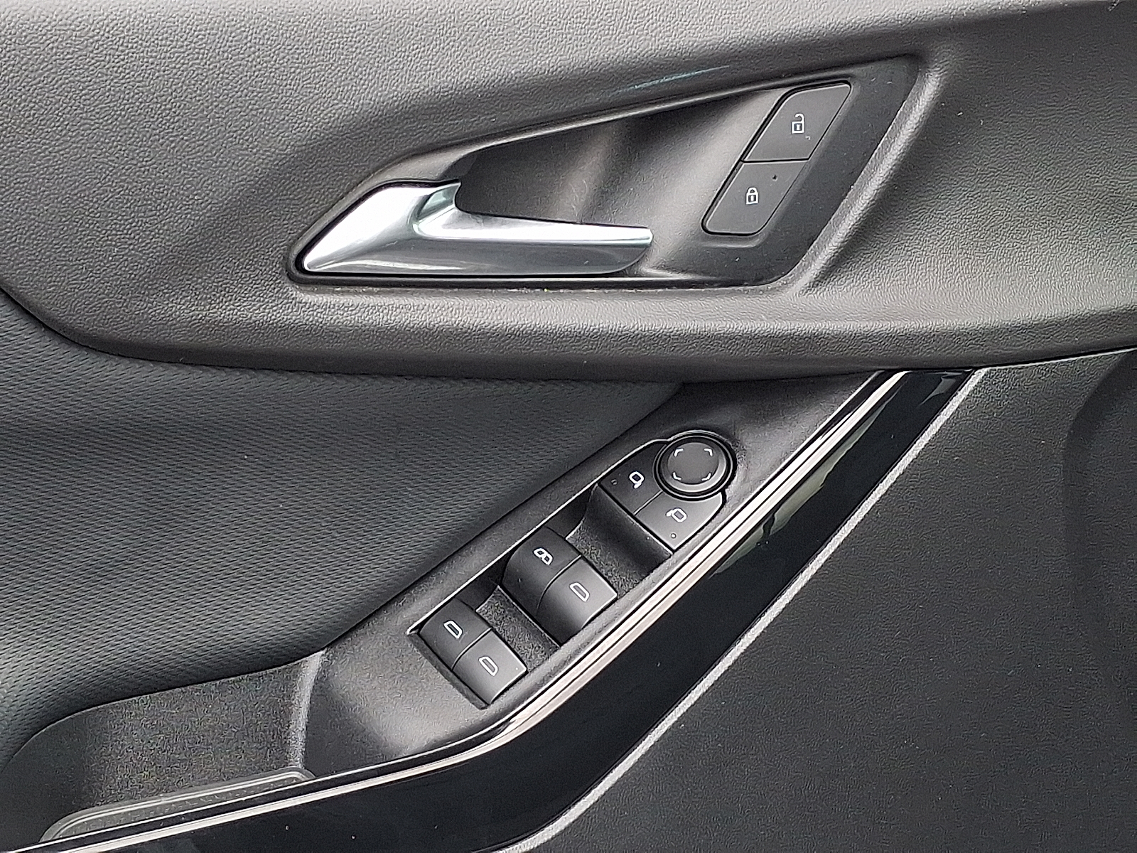 2025 Chevrolet Equinox AWD LT - Sterling Gray Metallic - GXD exterior view 16