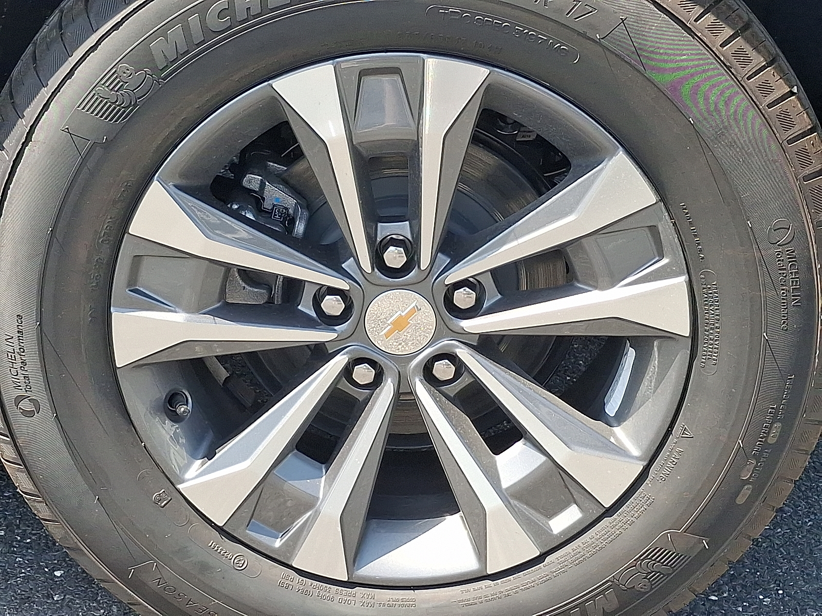 2026 Chevrolet Equinox AWD LT - Summit White - GAZ exterior view 8