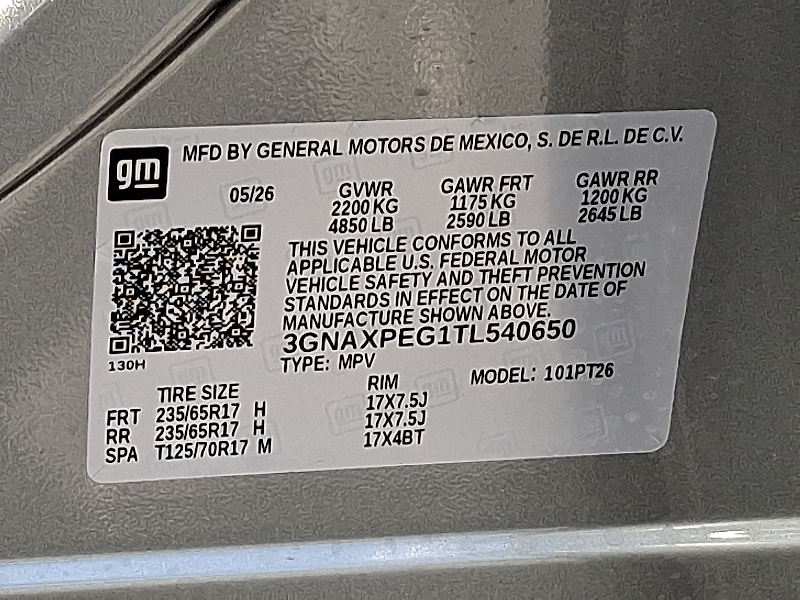 2026 Chevrolet Equinox AWD LT - Sterling Gray Metallic - GXD exterior view 18