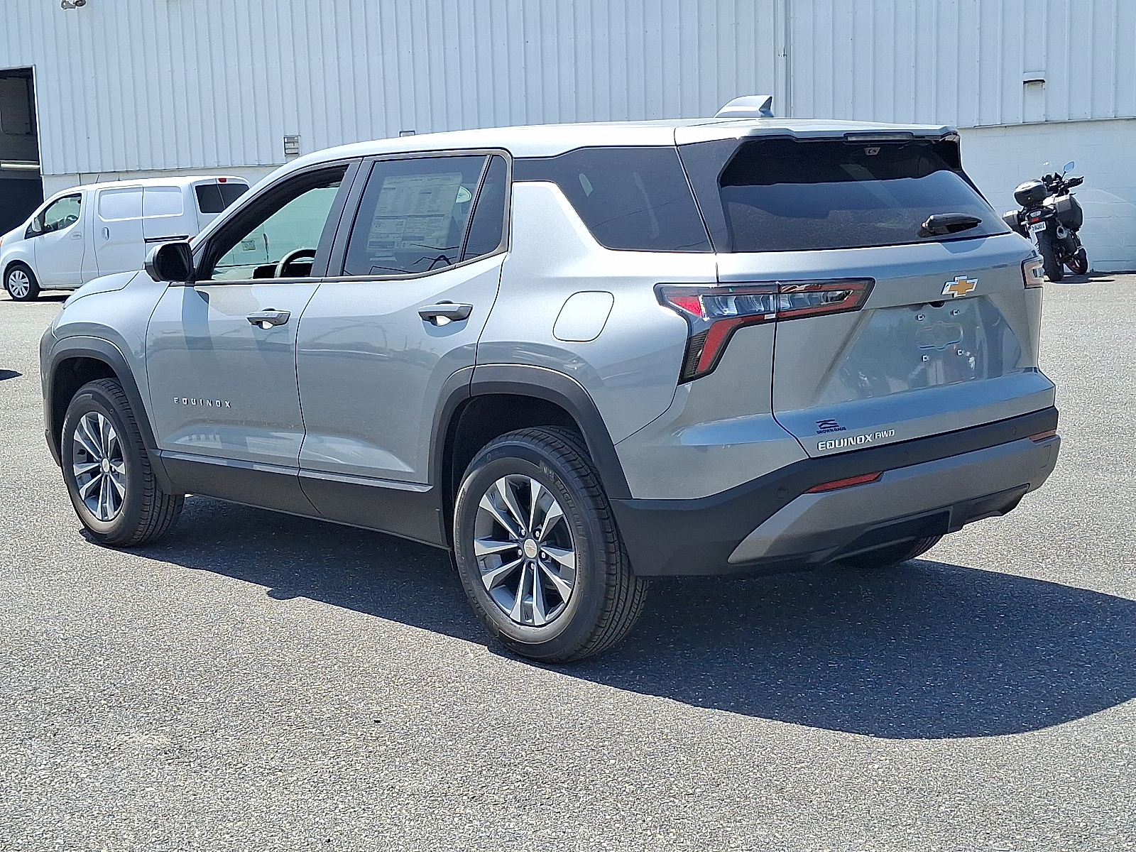 2026 Chevrolet Equinox AWD LT - Sterling Gray Metallic - GXD exterior view 7