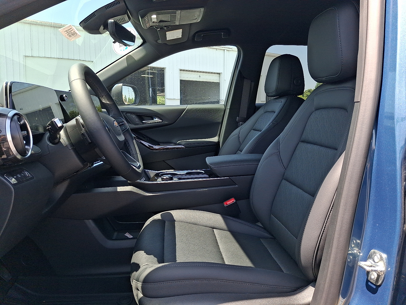 2026 Chevrolet Equinox AWD LT - Lakeshore Blue Metallic - GXP exterior view 12