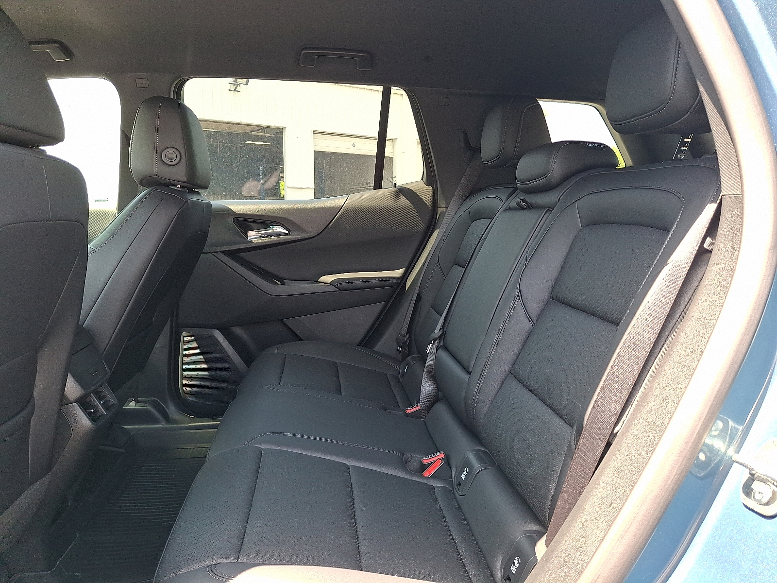 2026 Chevrolet Equinox AWD LT - Lakeshore Blue Metallic - GXP exterior view 9
