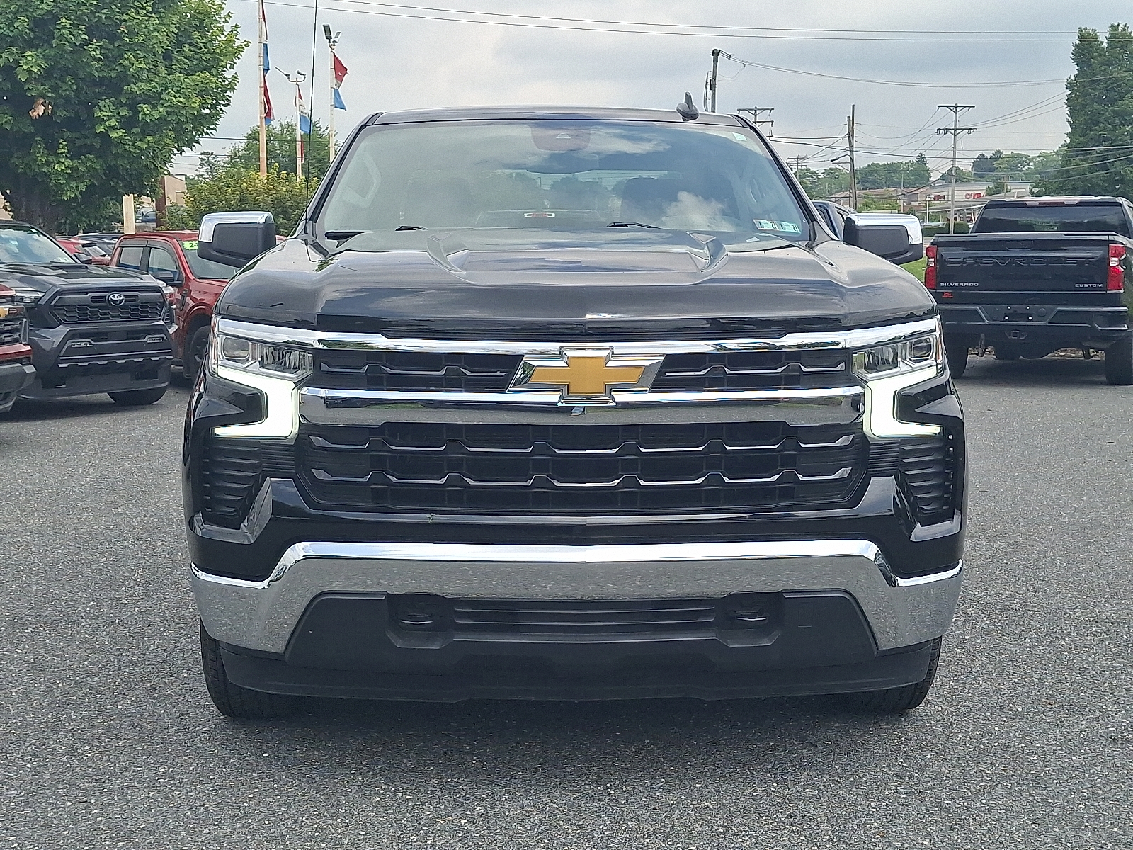 2026 Chevrolet Silverado 1500 4WD Crew Cab Standard Bed LT - Black - GBA exterior view 5