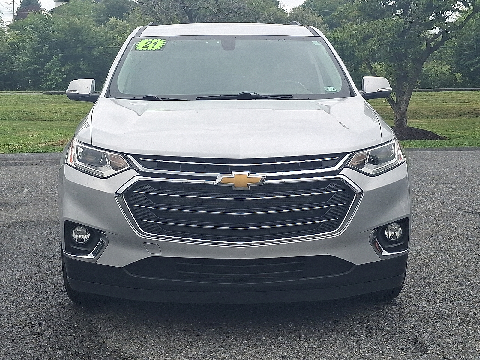 2021 Chevrolet Traverse AWD LT Leather - Silver Ice Metallic - GAN exterior view 2