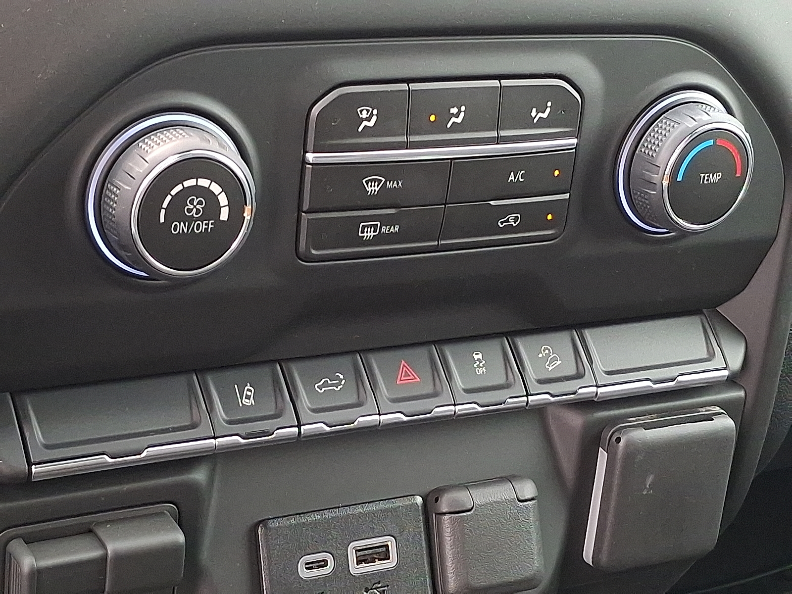2026 Chevrolet Silverado 2500 HD Double Cab, Long Bed, Custom, 4WD - Red Hot - G7C exterior view 13