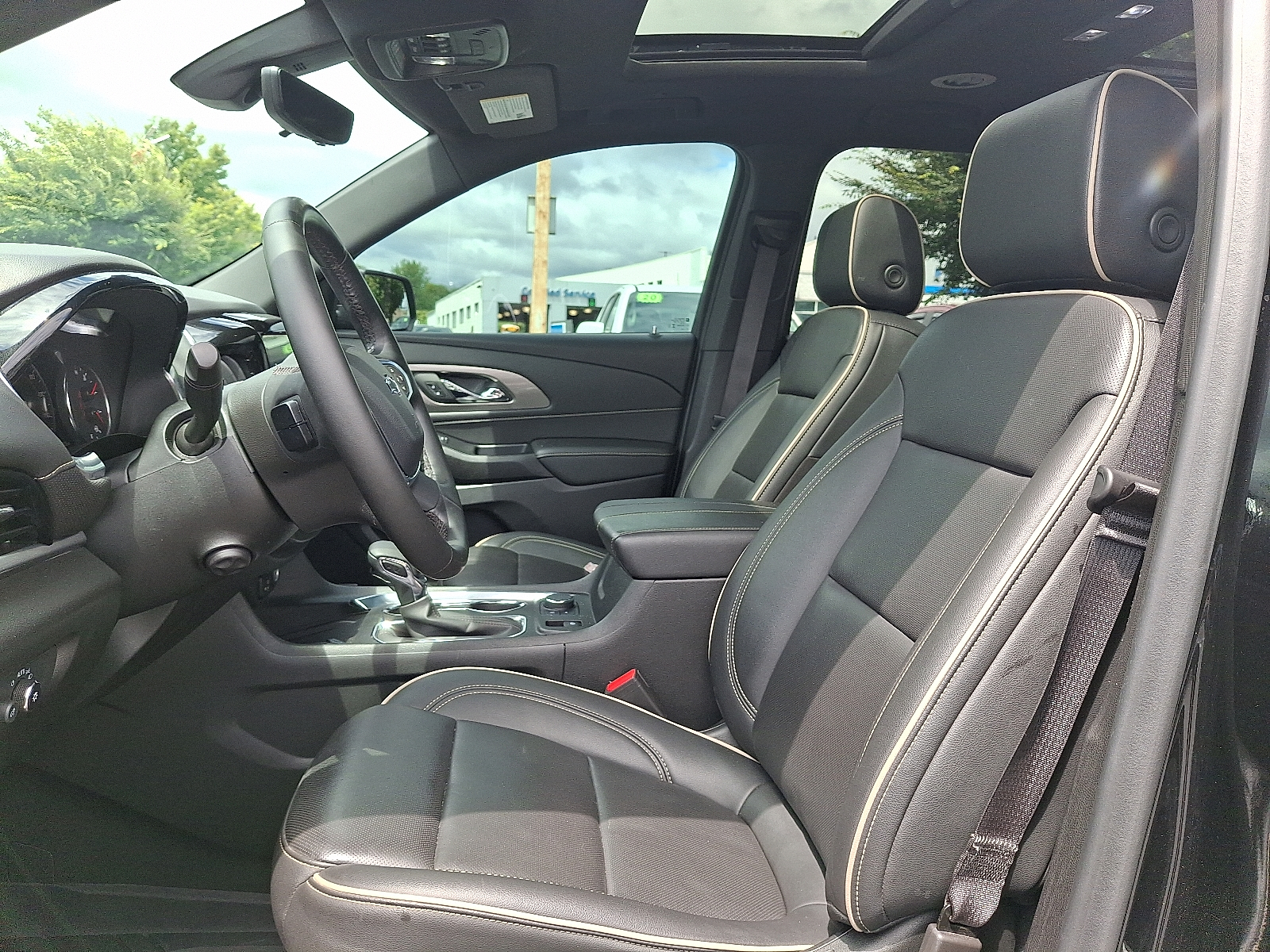 2024 Chevrolet Traverse Limited AWD Premier - Mosaic Black Metallic - GB8 exterior view 17