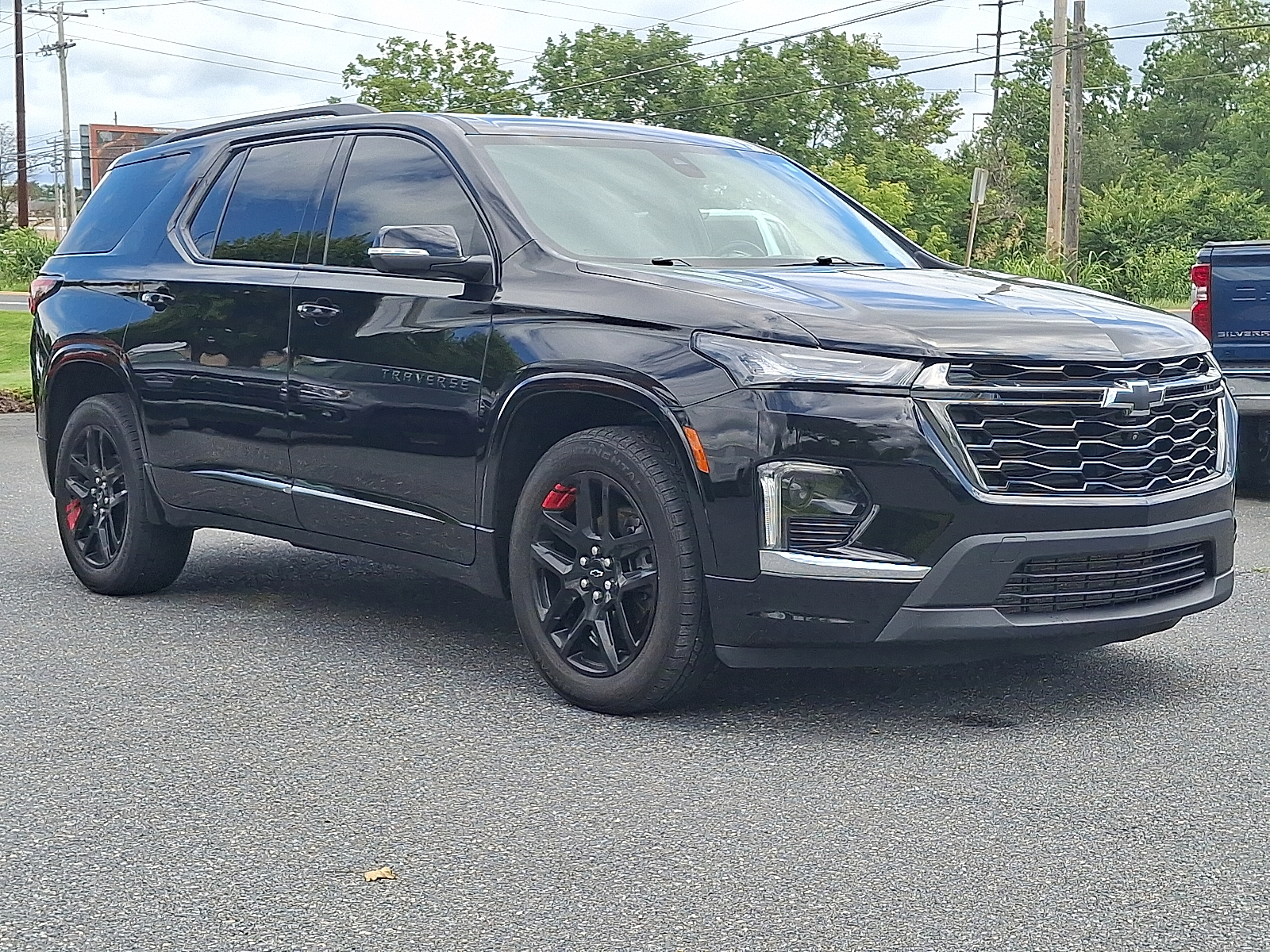 2024 Chevrolet Traverse Limited AWD Premier - Mosaic Black Metallic - GB8 exterior view 6