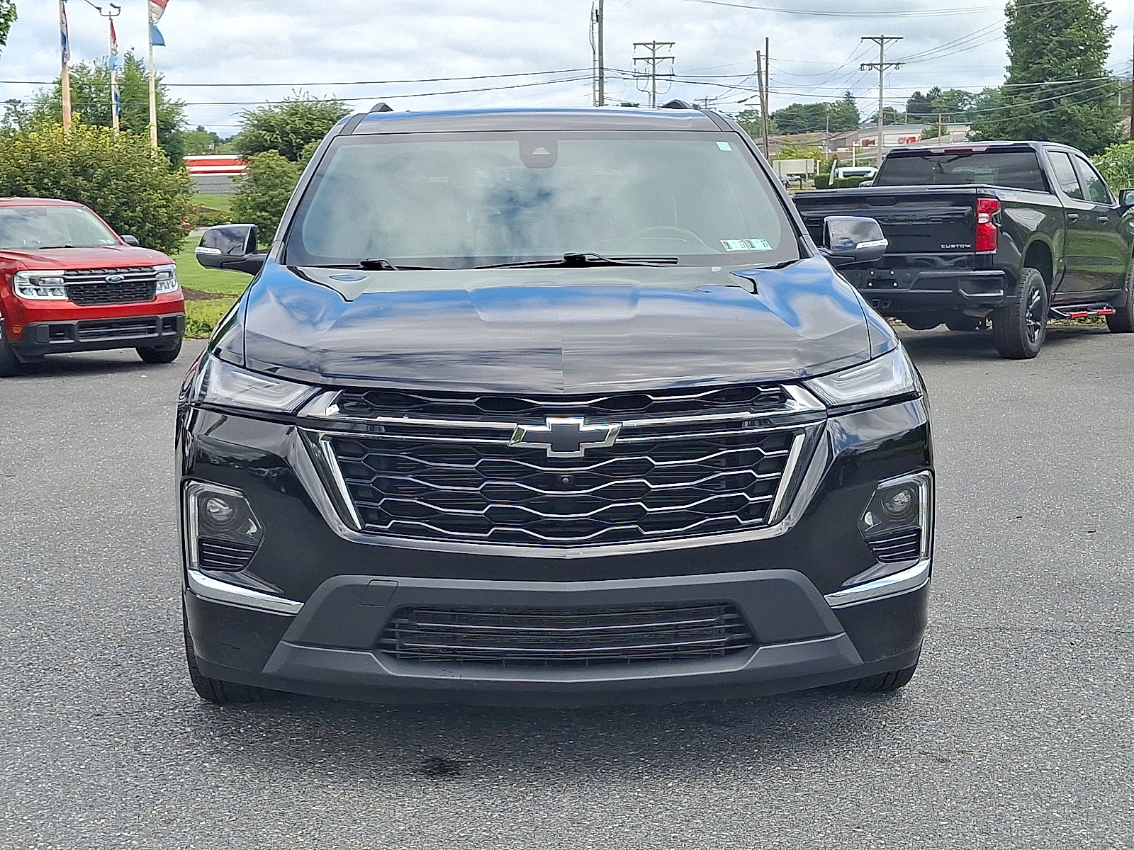 2024 Chevrolet Traverse Limited AWD Premier - Mosaic Black Metallic - GB8 exterior view 5