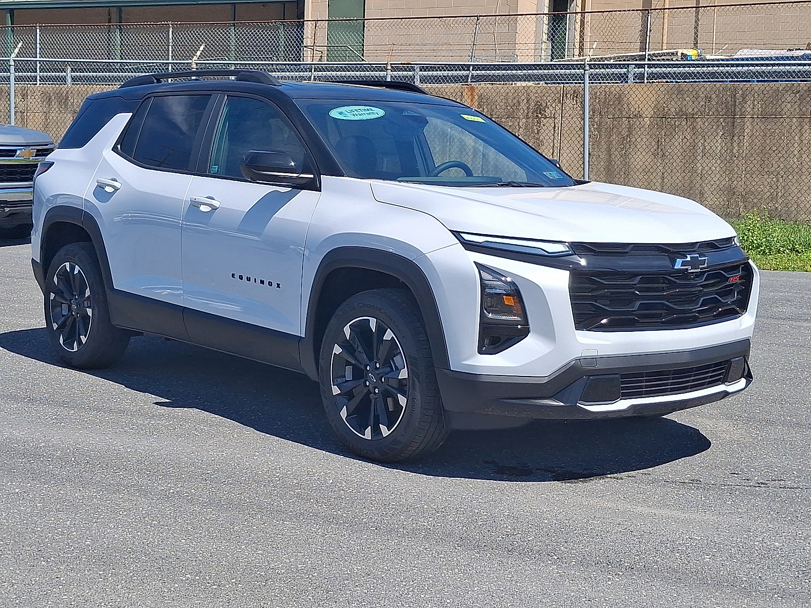 2027 Chevrolet Equinox AWD RS - Polar White Tricoat - G4J exterior view 5