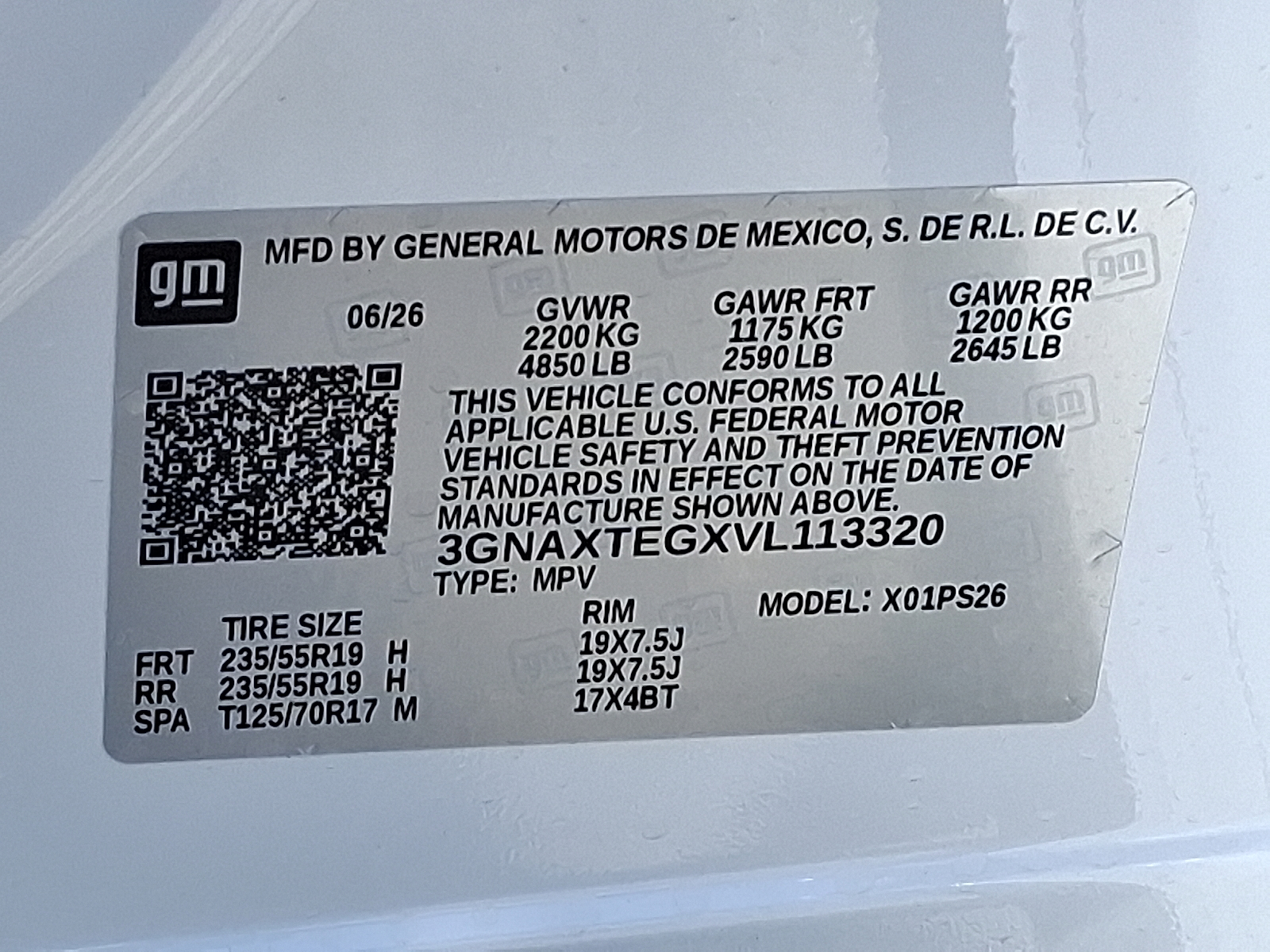 2027 Chevrolet Equinox AWD RS - Polar White Tricoat - G4J exterior view 16